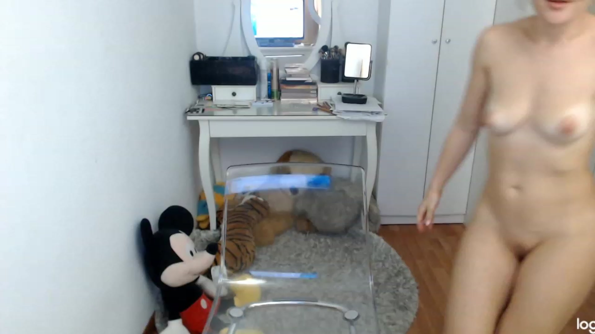 Gallery image thumbnail from AutumnJewel's myfreecams stream on, 10/31/2023, 09:35 image 6 of 20