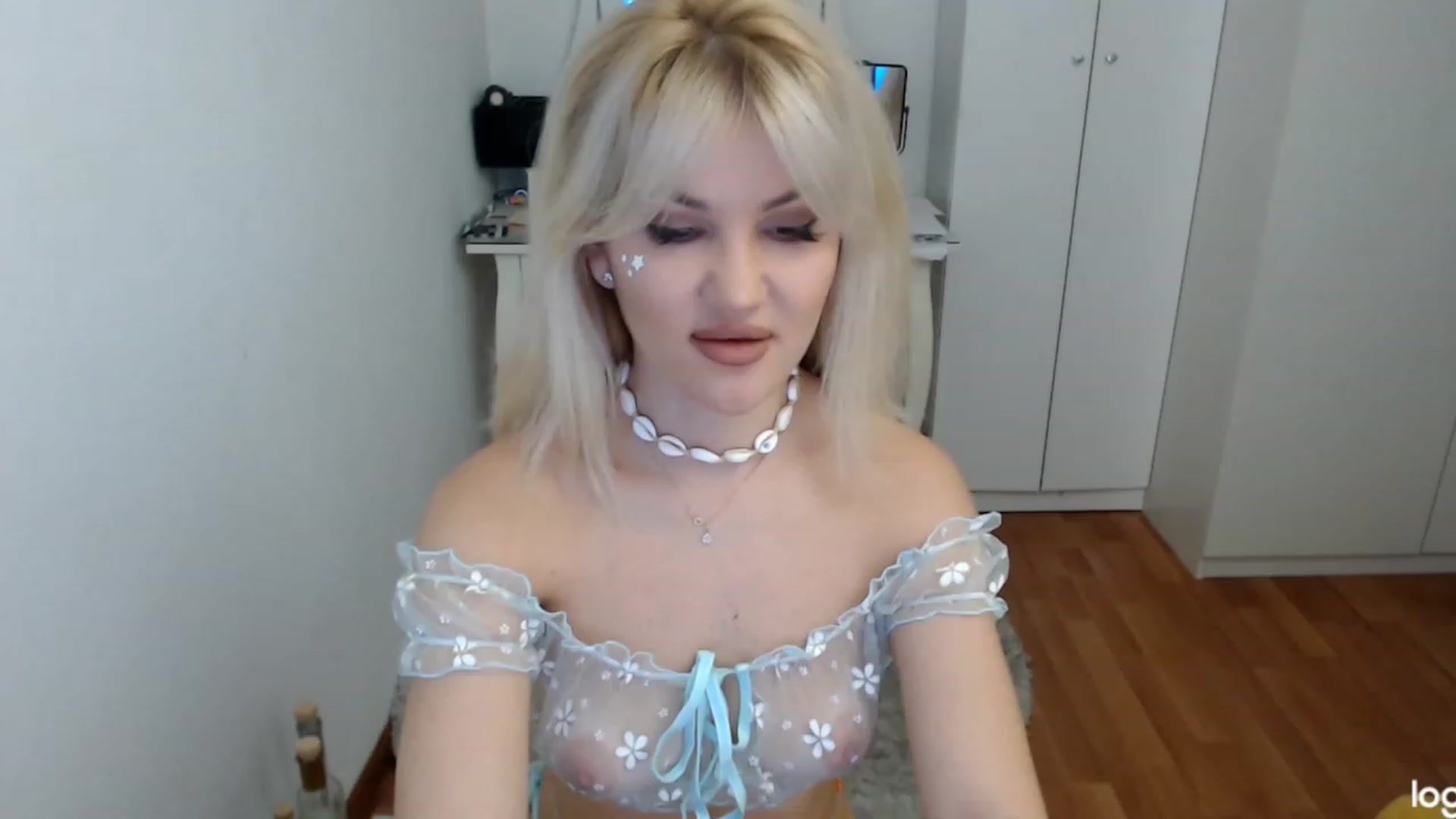 Gallery image thumbnail from AutumnJewel's myfreecams stream on, 11/01/2023, 06:40 image 11 of 20