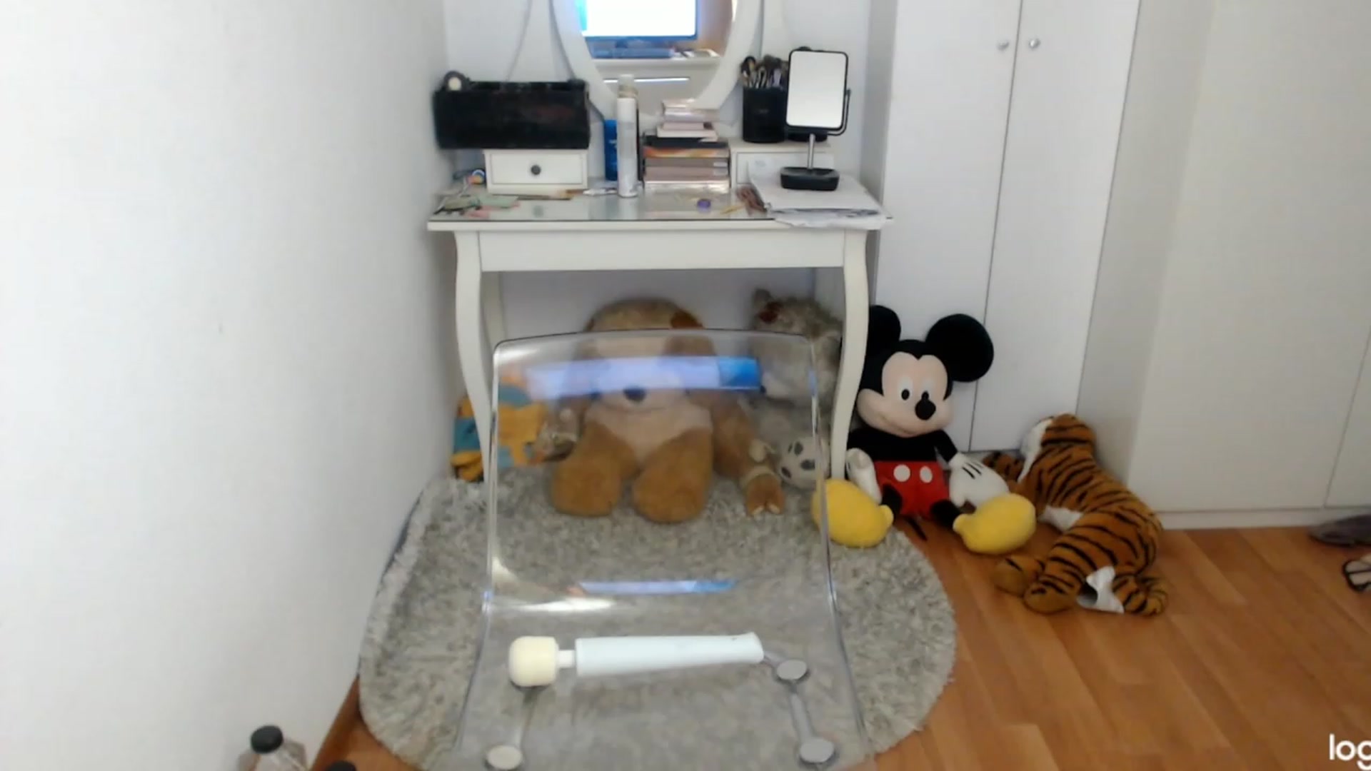 Gallery image thumbnail from AutumnJewel's myfreecams stream on, 11/08/2023, 09:35 image 13 of 20