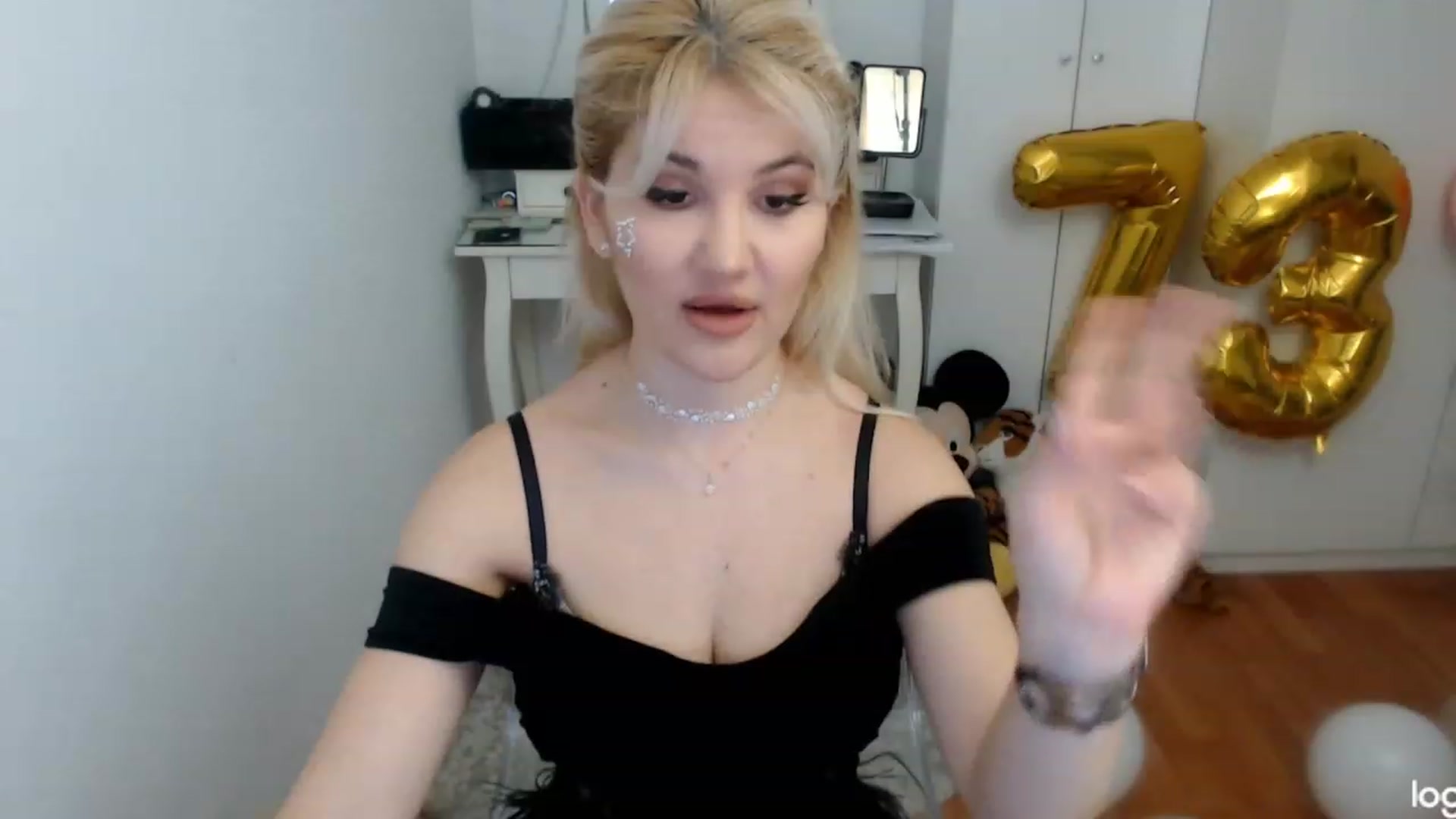 Gallery image thumbnail from AutumnJewel's myfreecams stream on, 11/11/2023, 08:45 image 9 of 20
