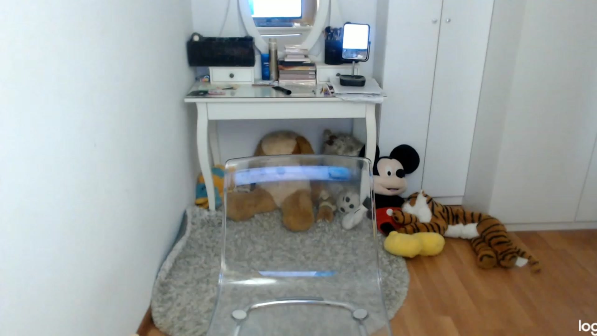 Gallery image thumbnail from AutumnJewel's myfreecams stream on, 11/15/2023, 09:06 image 13 of 20