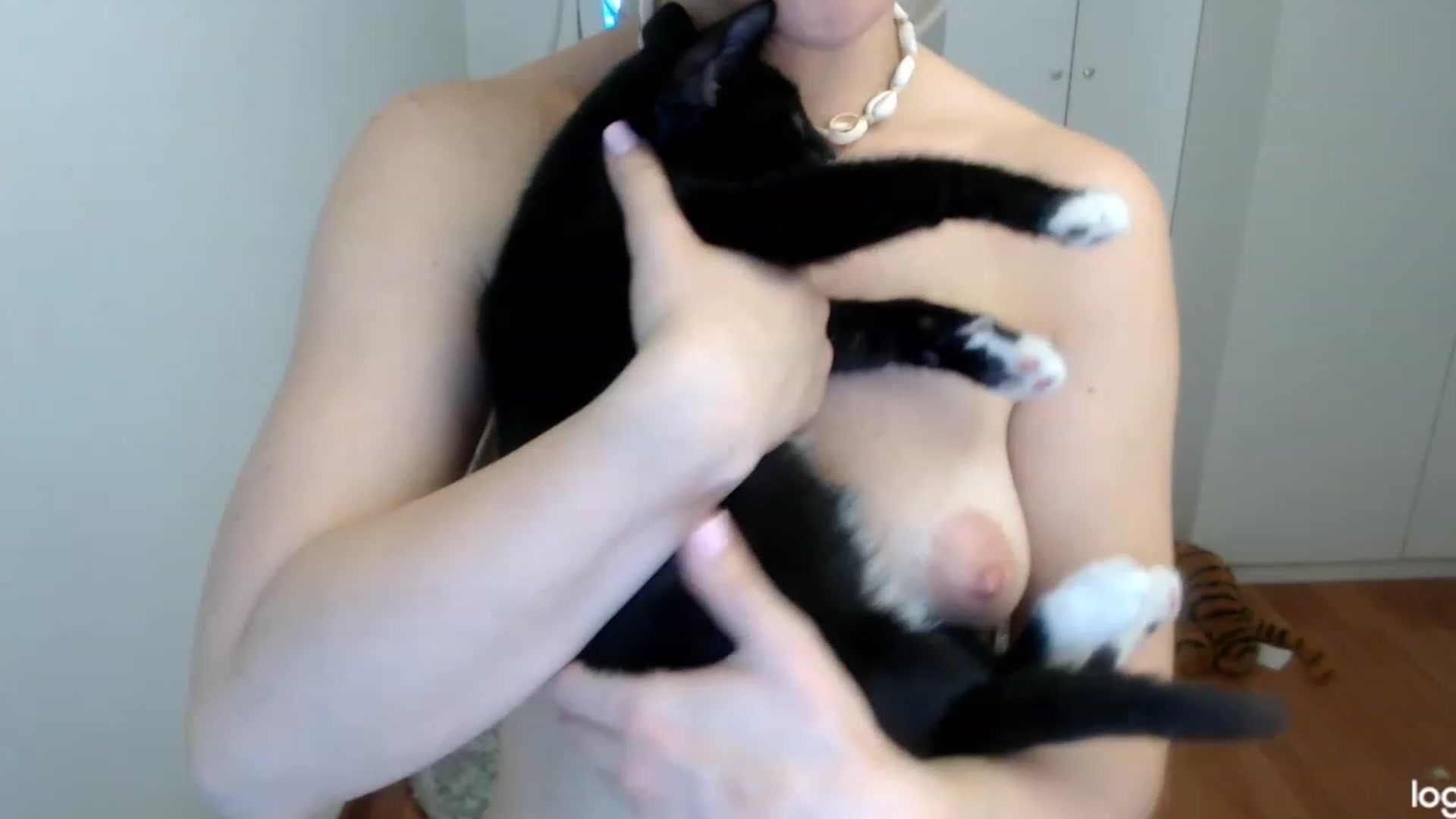 Gallery image thumbnail from AutumnJewel's myfreecams stream on, 11/15/2023, 10:09 image 7 of 20