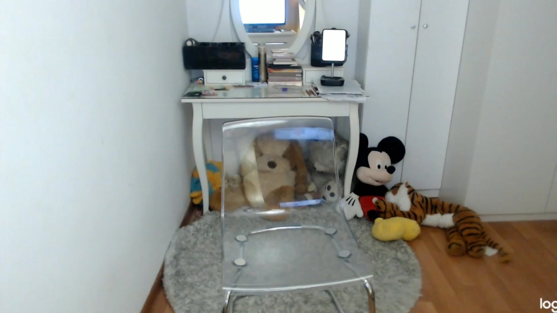 Gallery image thumbnail from AutumnJewel's myfreecams stream on, 11/16/2023, 11:04 image 9 of 20