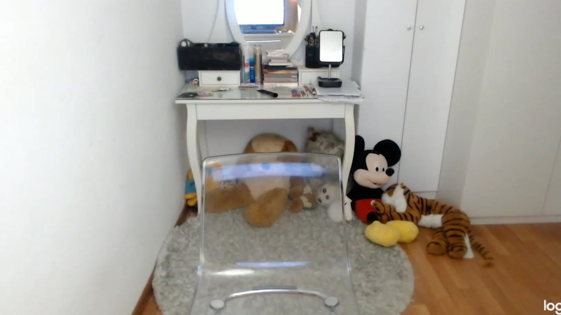 Gallery image thumbnail from AutumnJewel's myfreecams stream on, 11/18/2023, 08:57 image 10 of 20