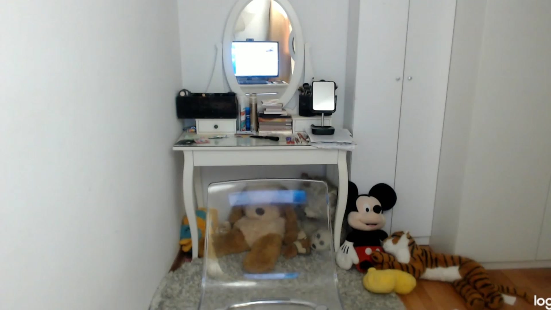 Gallery image thumbnail from AutumnJewel's myfreecams stream on, 11/18/2023, 10:46 image 12 of 20