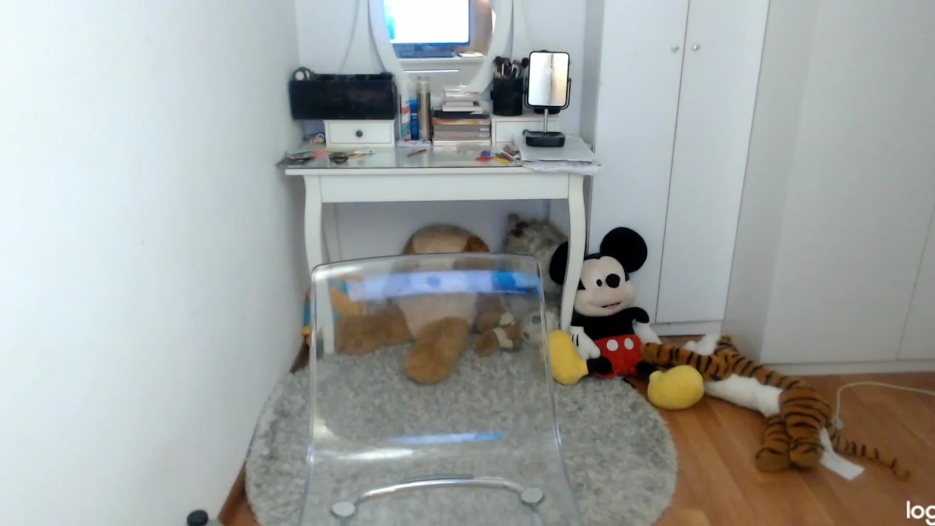 Gallery image thumbnail from AutumnJewel's myfreecams stream on, 11/19/2023, 10:37 image 6 of 20