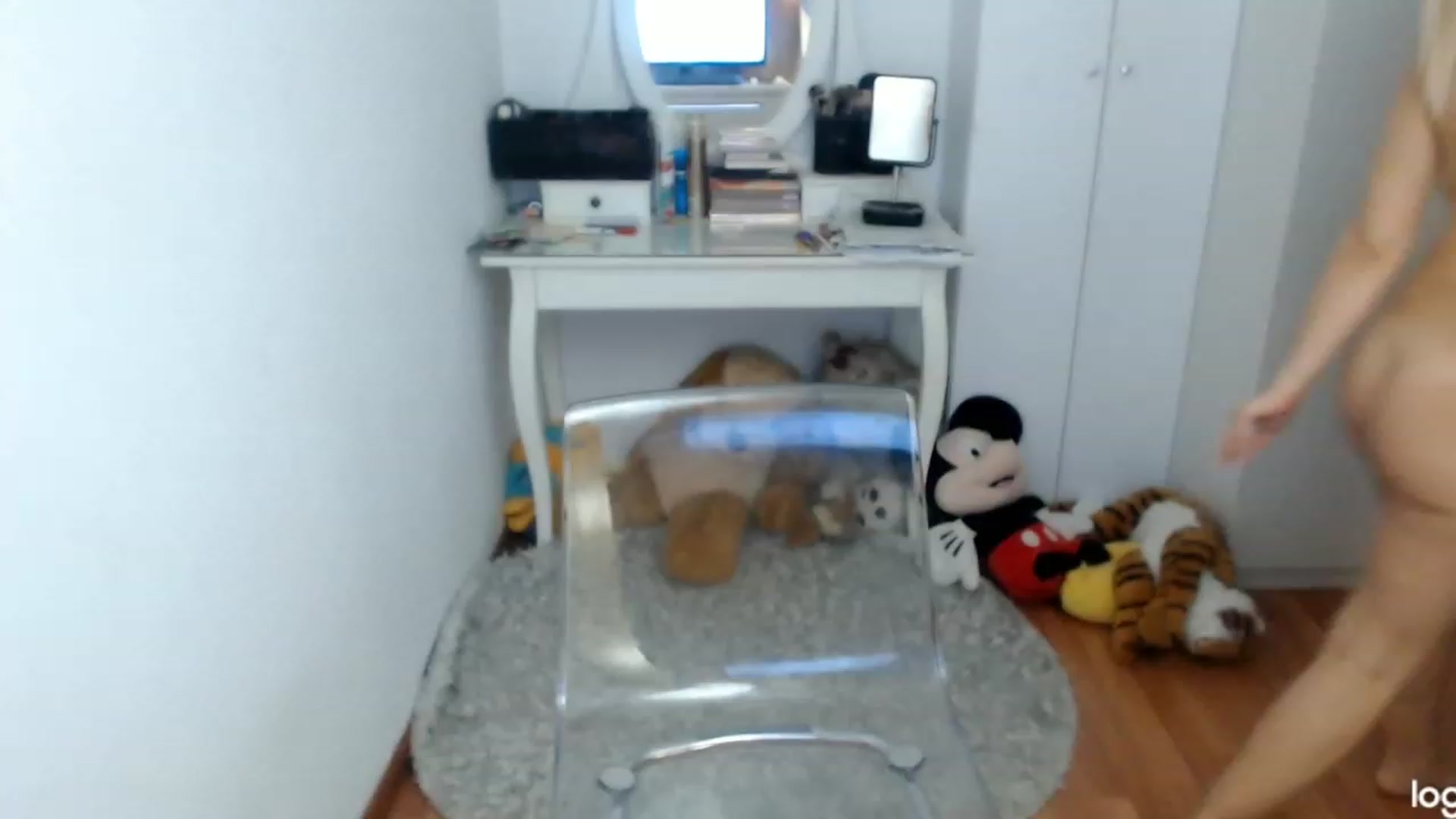 Gallery image thumbnail from AutumnJewel's myfreecams stream on, 11/22/2023, 09:53 image 15 of 20