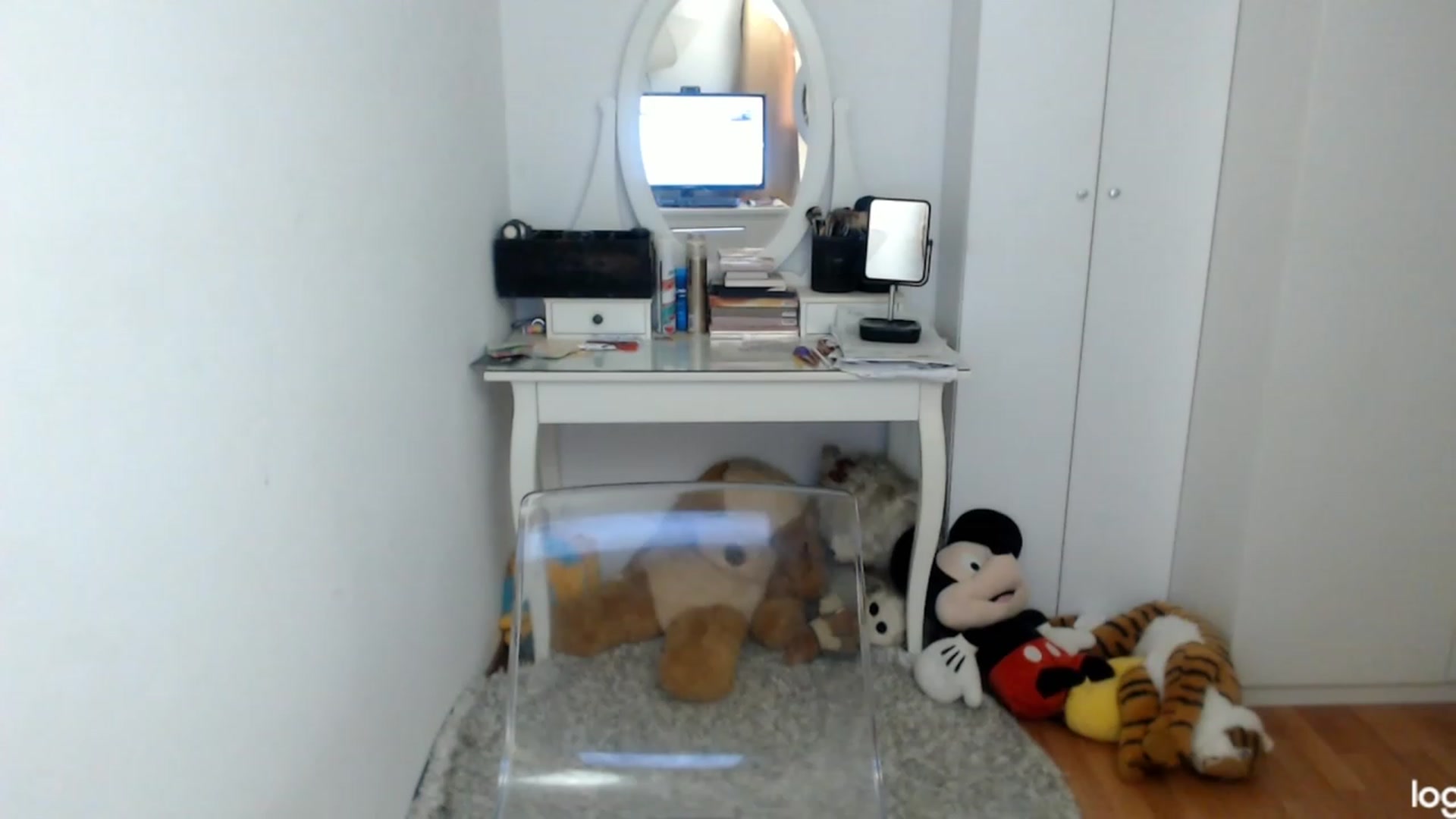 Gallery image thumbnail from AutumnJewel's myfreecams stream on, 11/22/2023, 10:35 image 8 of 20