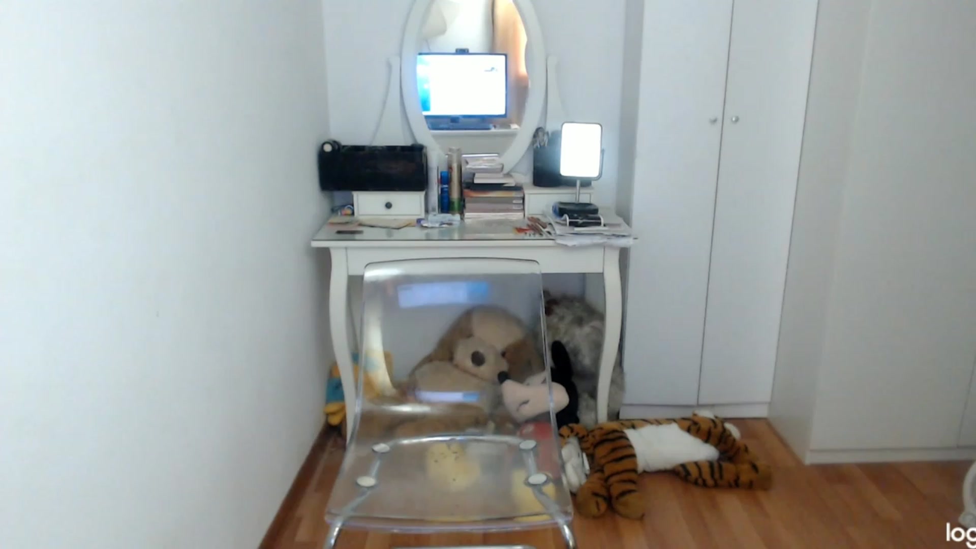 Gallery image thumbnail from AutumnJewel's myfreecams stream on, 11/26/2023, 11:02 image 18 of 20