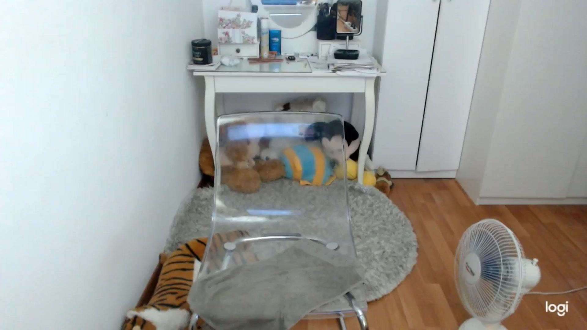 Gallery image thumbnail from AutumnJewel's myfreecams stream on, 09/05/2024, 09:20 image 16 of 20