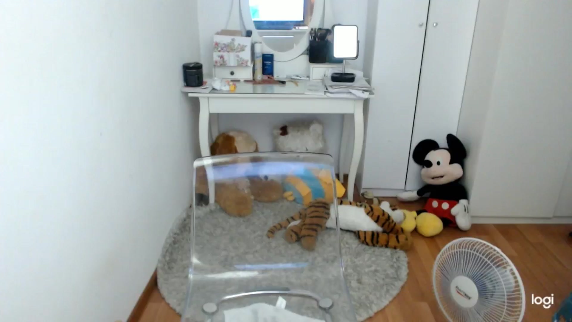 Gallery image thumbnail from AutumnJewel's myfreecams stream on, 09/11/2024, 08:24 image 2 of 20