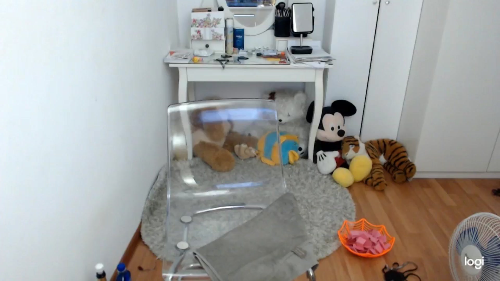 Gallery image thumbnail from AutumnJewel's myfreecams stream on, 10/06/2024, 09:00 image 7 of 20