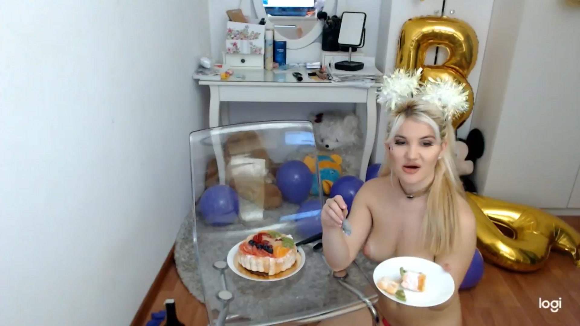 Gallery image thumbnail from AutumnJewel's myfreecams stream on, 11/08/2024, 09:01 image 2 of 20