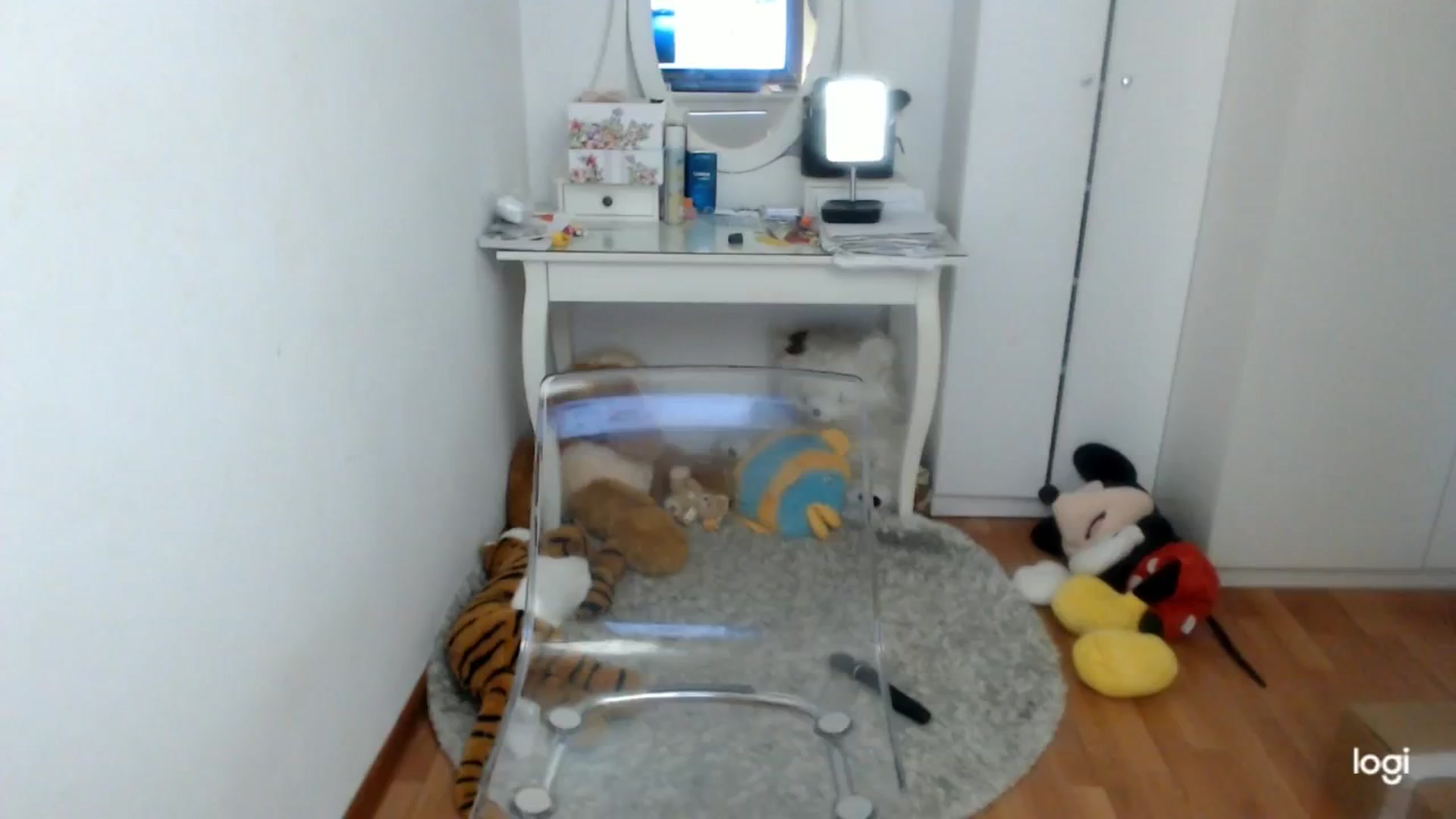 Gallery image thumbnail from AutumnJewel's myfreecams stream on, 11/15/2024, 10:00 image 2 of 20