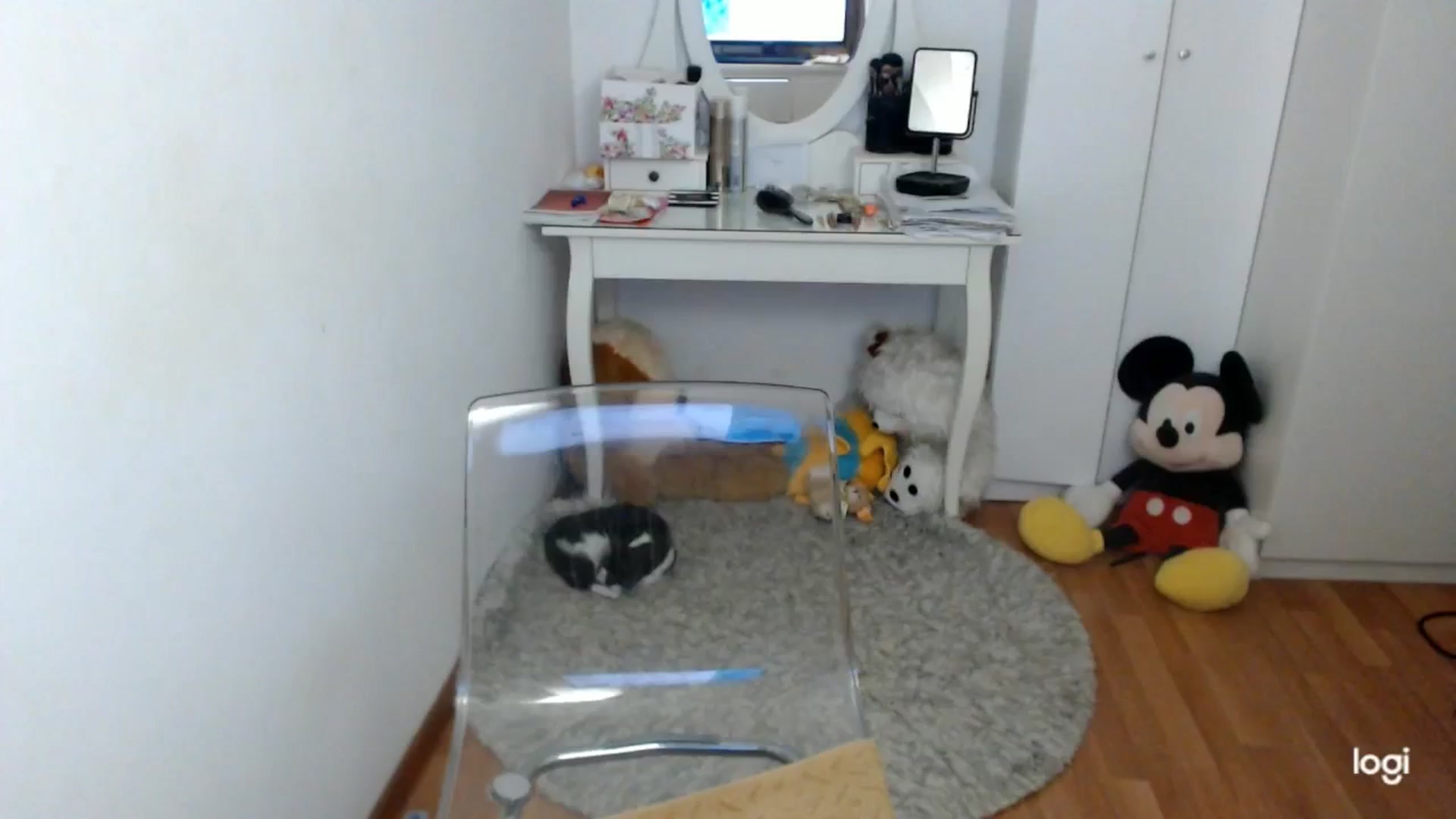 Gallery image thumbnail from AutumnJewel's myfreecams stream on, 10/06/2025, 08:43 image 5 of 20