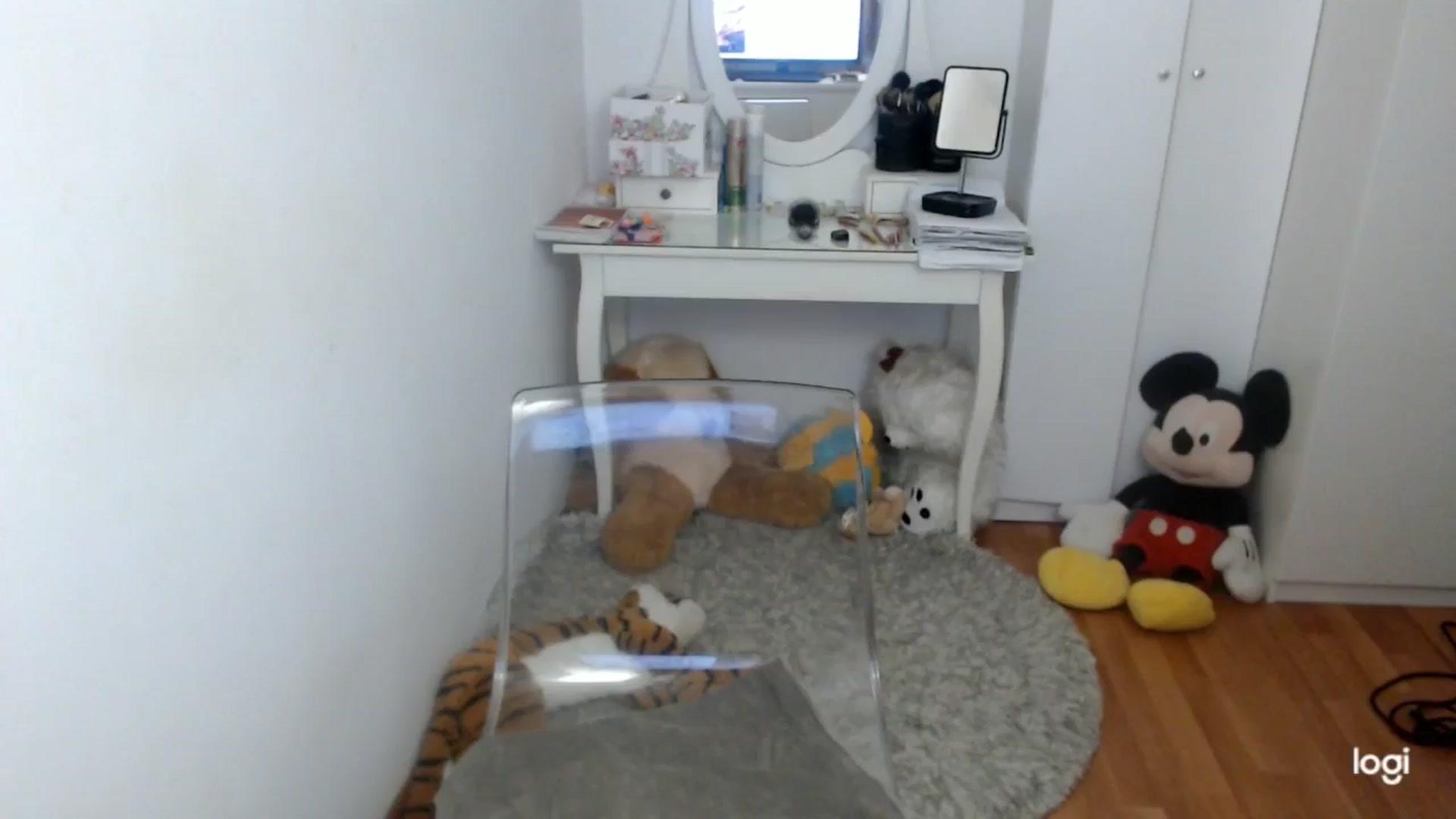 Gallery image thumbnail from AutumnJewel's myfreecams stream on, 11/18/2025, 09:29 image 1 of 20