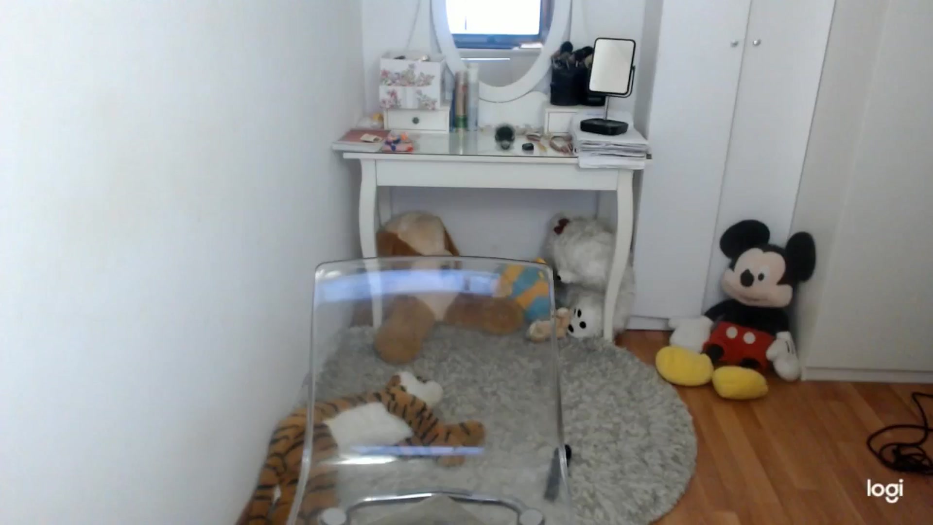 Gallery image thumbnail from AutumnJewel's myfreecams stream on, 11/18/2025, 09:29 image 18 of 20
