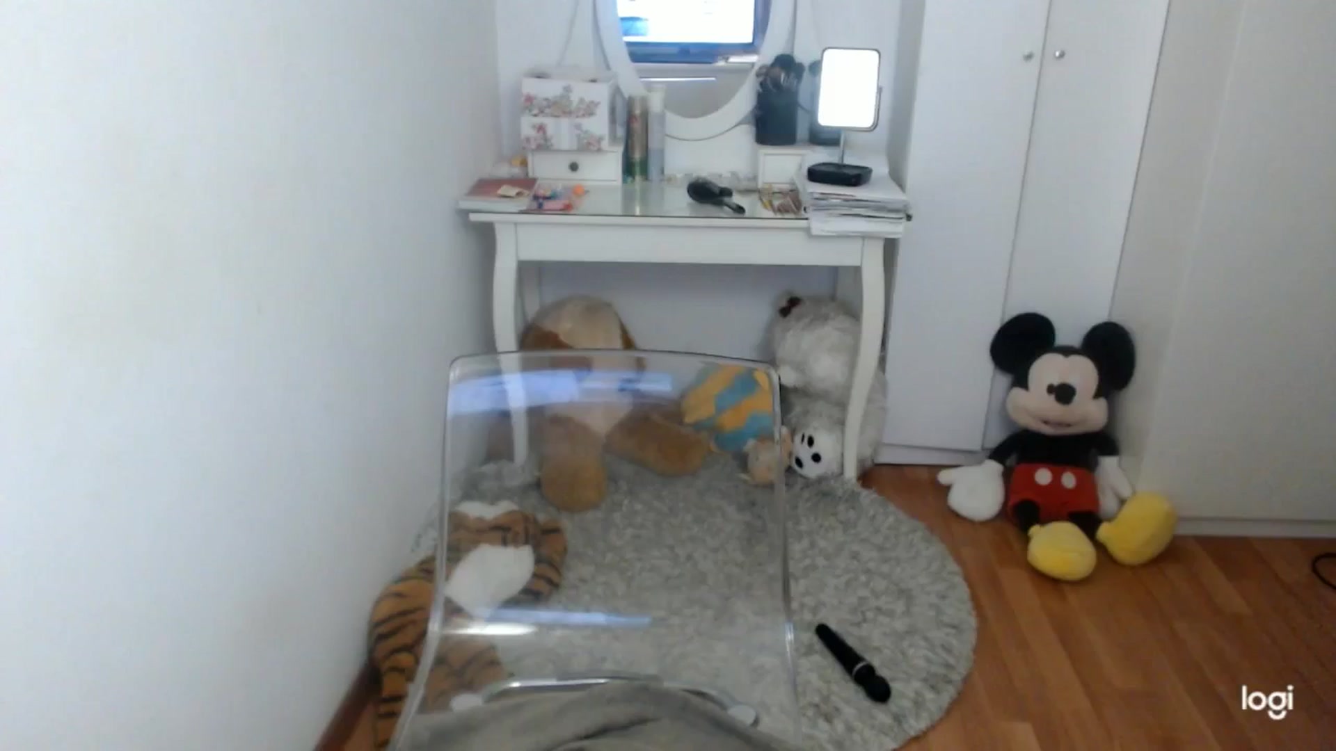 Gallery image thumbnail from AutumnJewel's myfreecams stream on, 11/19/2025, 09:34 image 15 of 20