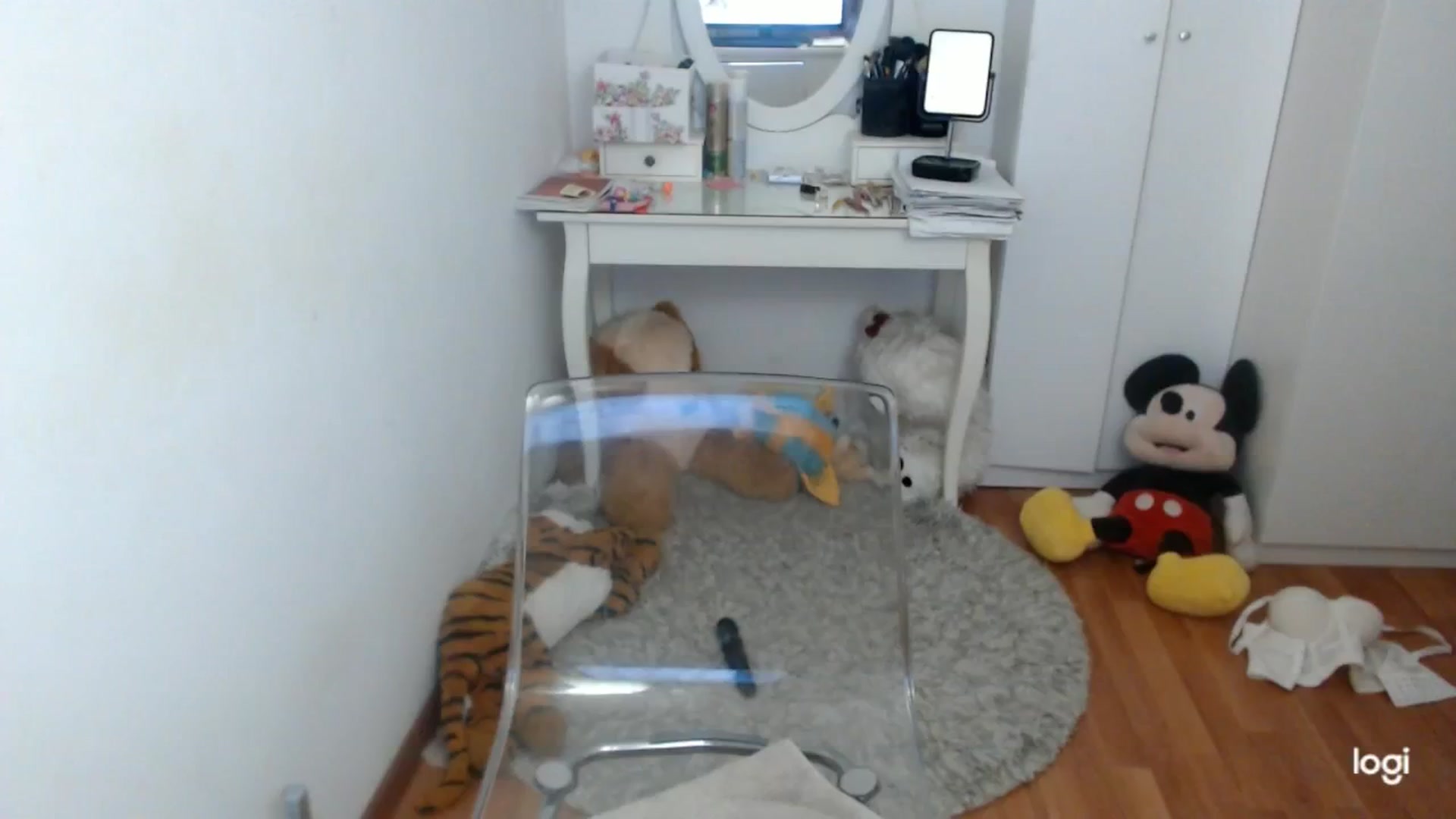 Gallery image thumbnail from AutumnJewel's myfreecams stream on, 11/25/2025, 09:46 image 11 of 20