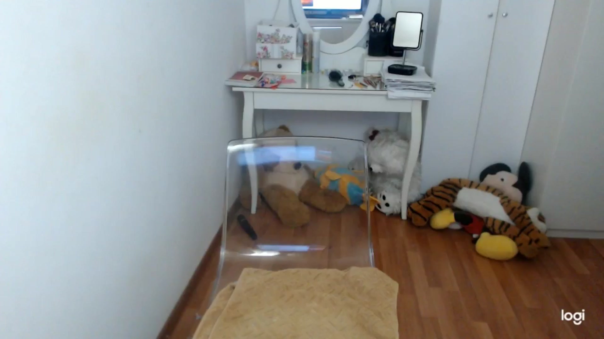 Gallery image thumbnail from AutumnJewel's myfreecams stream on, 11/27/2025, 09:35 image 18 of 20