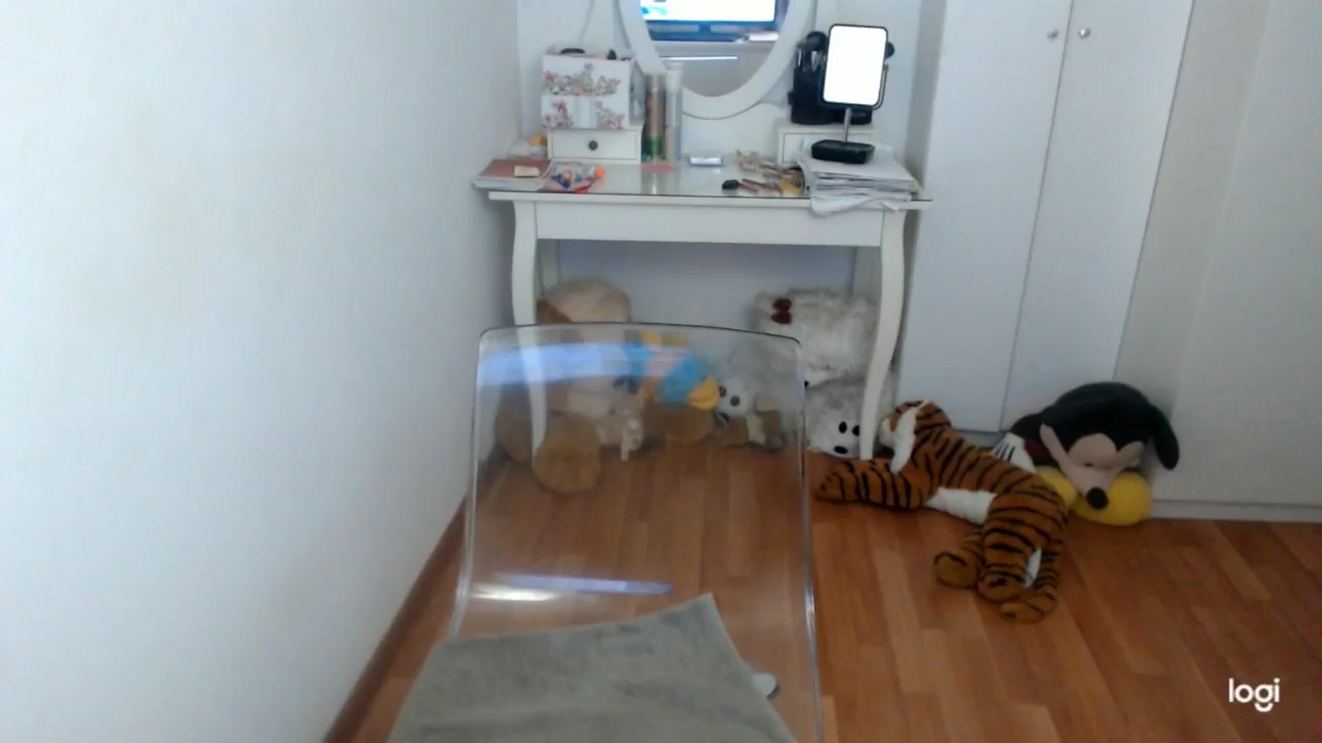 Gallery image thumbnail from AutumnJewel's myfreecams stream on, 12/04/2025, 09:33 image 15 of 20