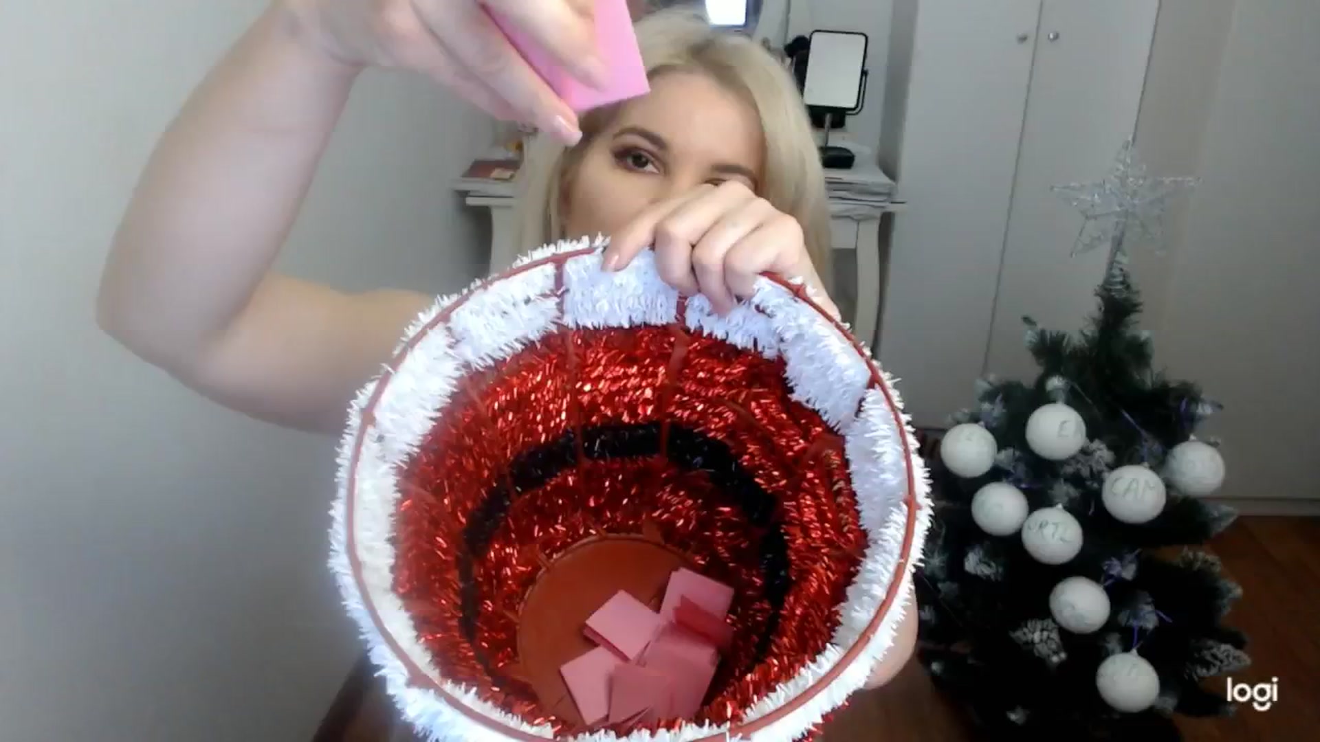 Gallery image thumbnail from AutumnJewel's myfreecams stream on, 12/08/2025, 10:16 image 1 of 20