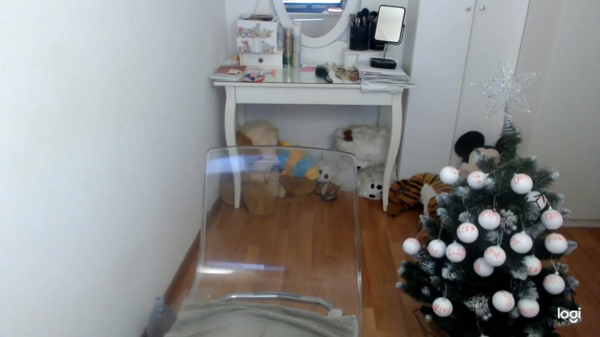 Gallery image thumbnail from AutumnJewel's myfreecams stream on, 12/09/2025, 09:05 image 6 of 20
