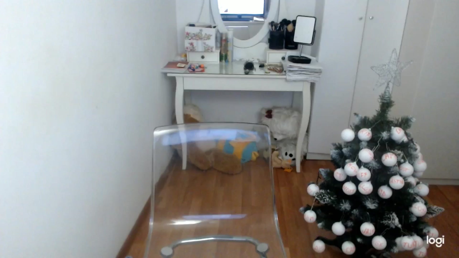 Gallery image thumbnail from AutumnJewel's myfreecams stream on, 12/14/2025, 09:29 image 9 of 20