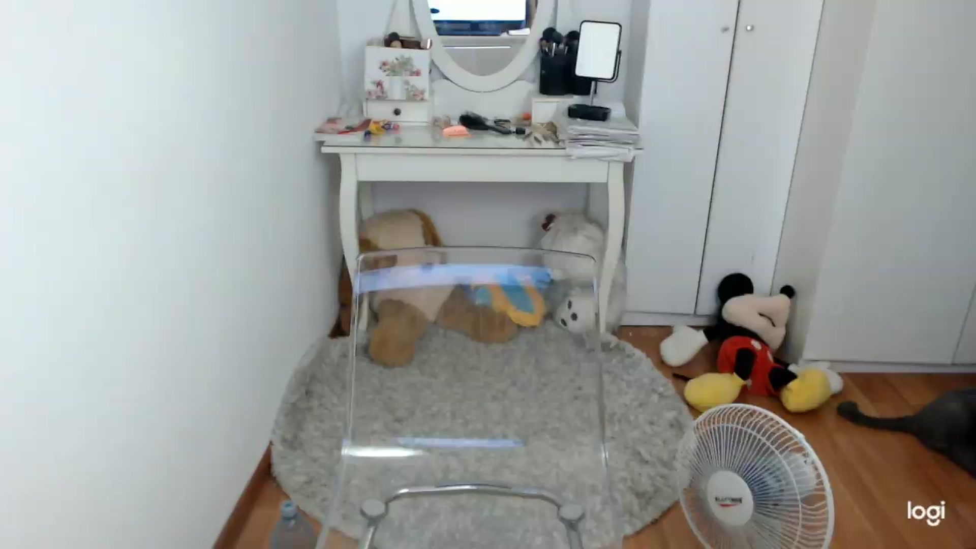 Gallery image thumbnail from AutumnJewel's myfreecams stream on, 09/16/2026, 08:03 image 9 of 20