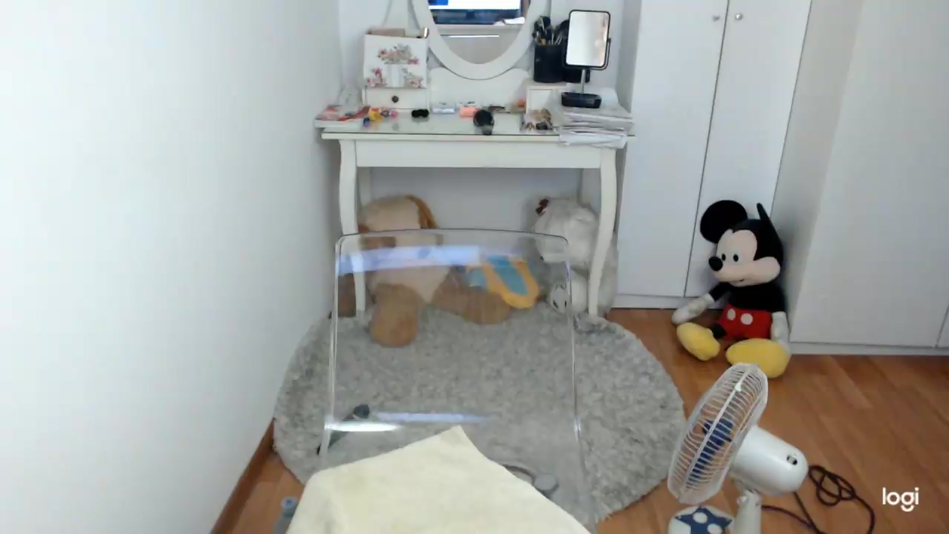 Gallery image thumbnail from AutumnJewel's myfreecams stream on, 09/17/2026, 08:27 image 14 of 20