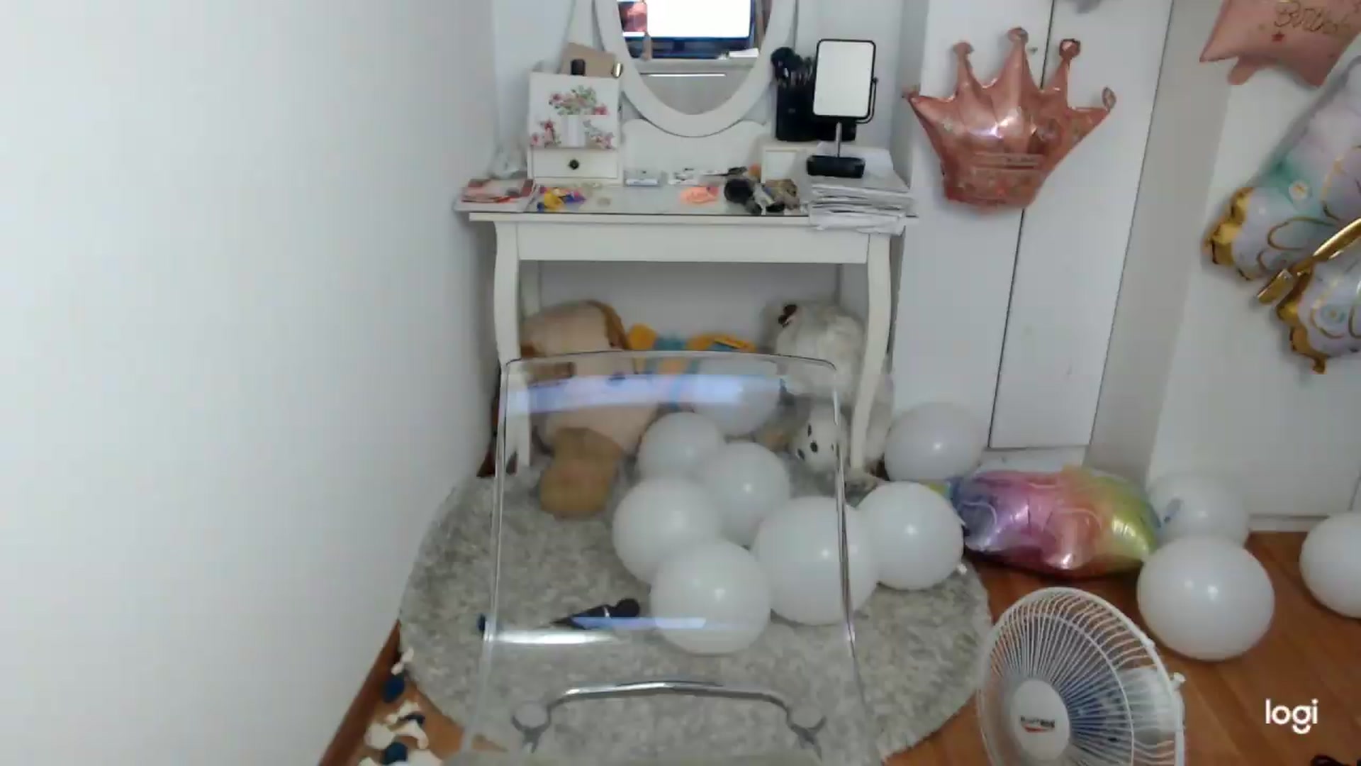 Gallery image thumbnail from AutumnJewel's myfreecams stream on, 09/19/2026, 09:51 image 11 of 20