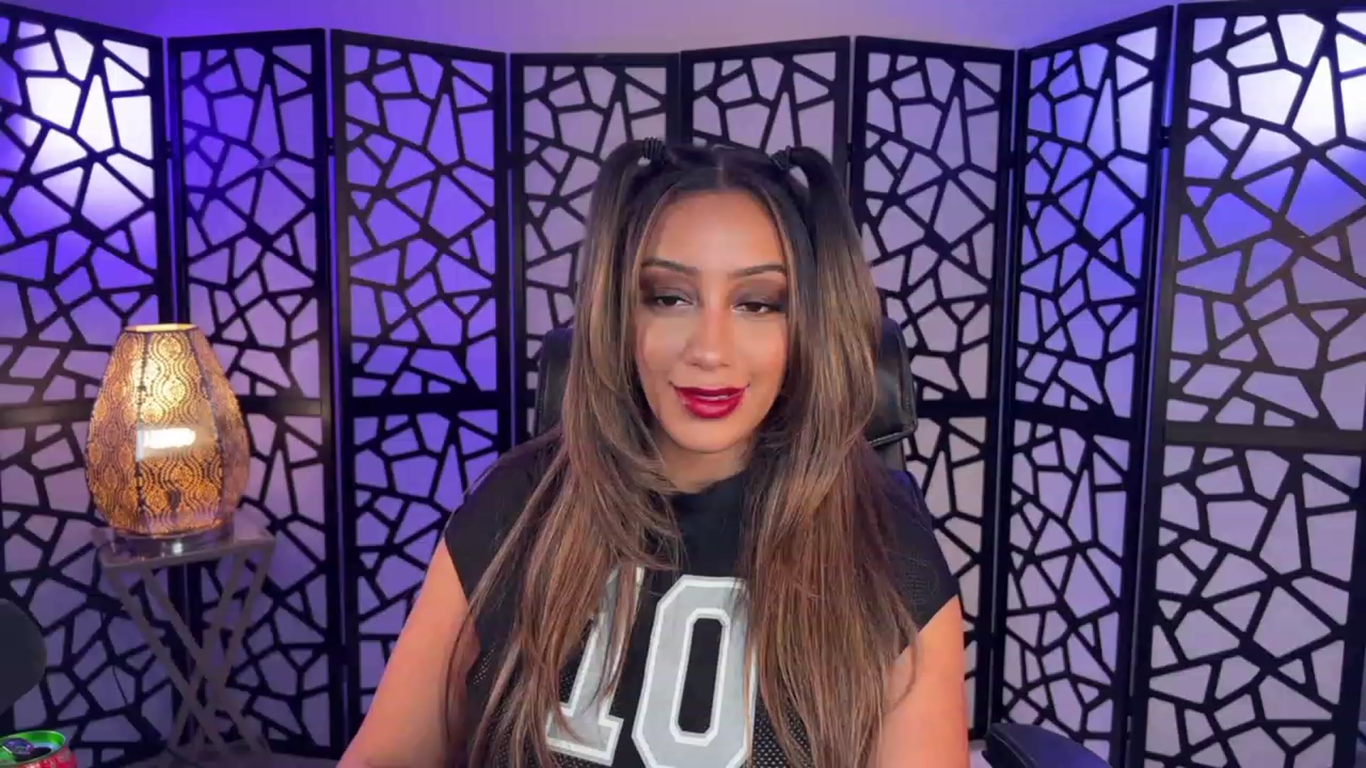 Gallery image thumbnail from Autumn_Ari's myfreecams stream on, 10/20/2023, 02:55 image 11 of 20