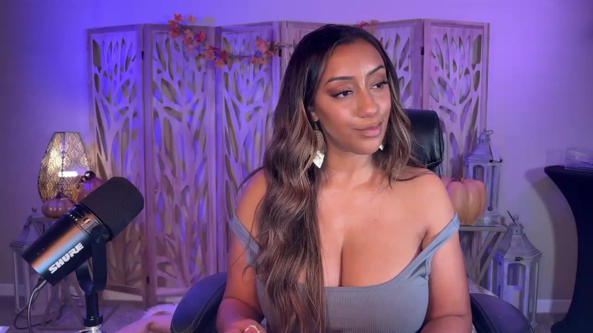 Gallery image thumbnail from Autumn_Ari's myfreecams stream on, 11/02/2023, 04:52 image 7 of 20