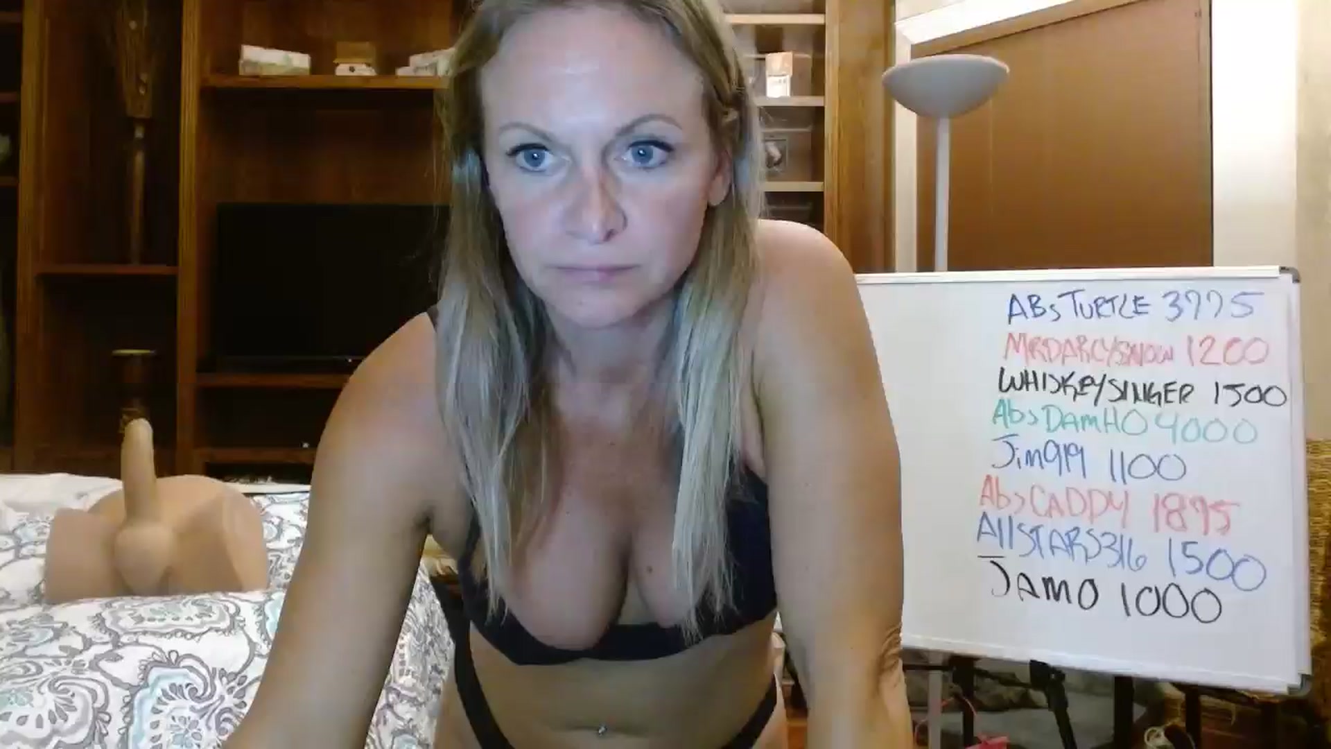 Gallery image thumbnail from Autumn_Blonde's myfreecams stream on, 06/12/2025, 12:50 image 17 of 20
