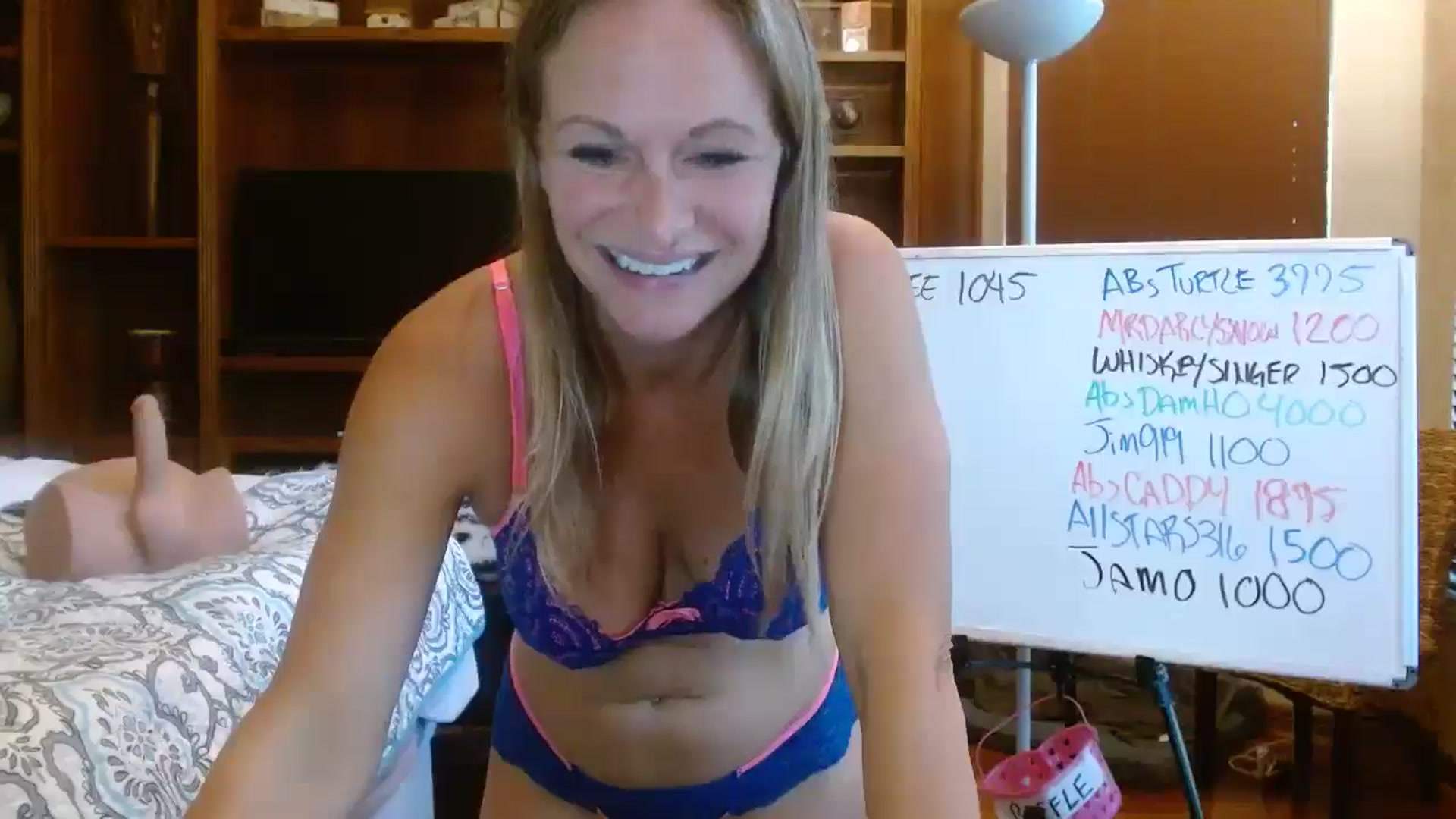 Gallery image thumbnail from Autumn_Blonde's myfreecams stream on, 06/17/2025, 13:46 image 9 of 20