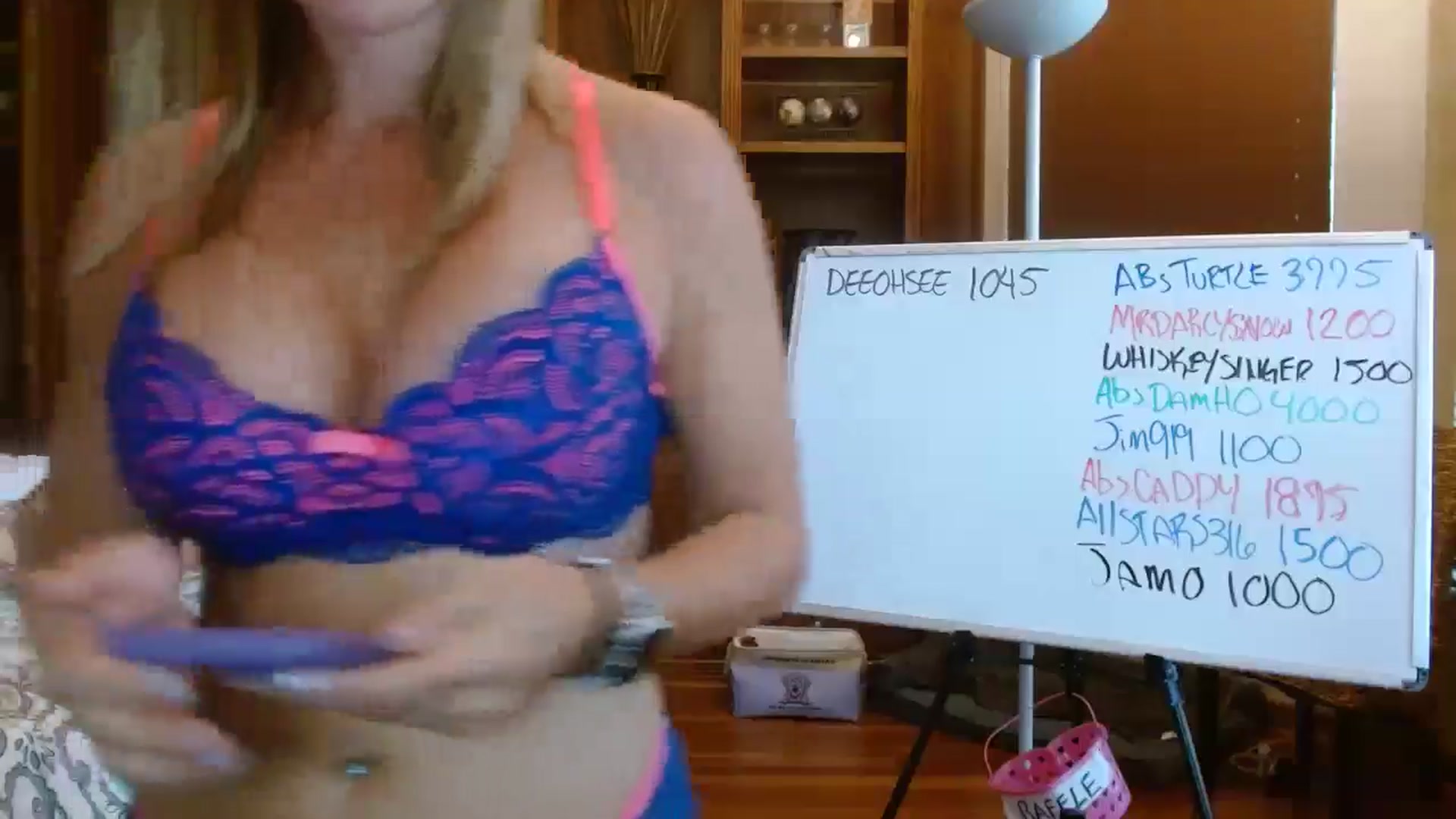 Gallery image thumbnail from Autumn_Blonde's myfreecams stream on, 06/17/2025, 14:56 image 6 of 20