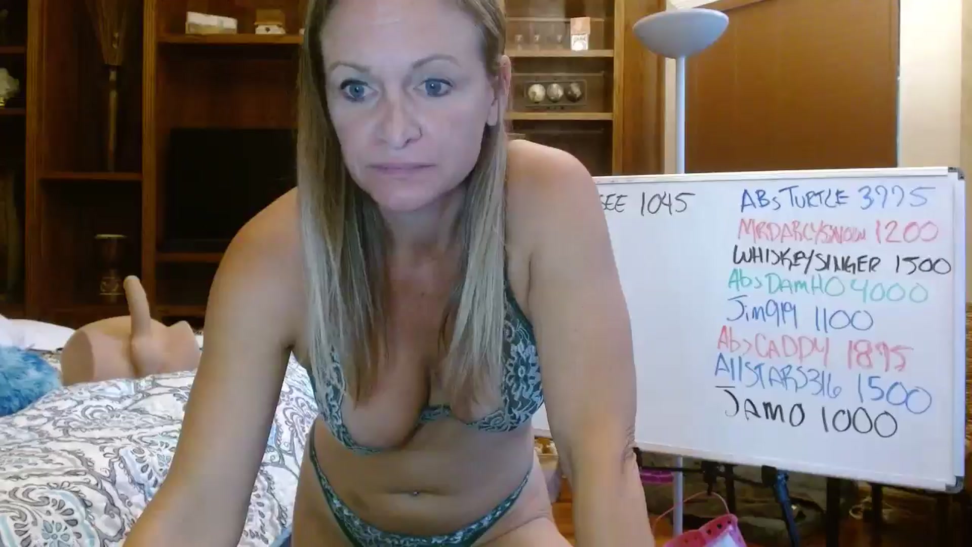 Gallery image thumbnail from Autumn_Blonde's myfreecams stream on, 06/23/2025, 11:53 image 14 of 20