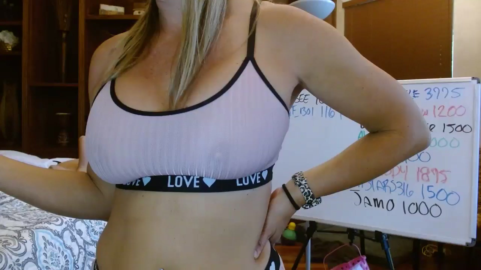 Gallery image thumbnail from Autumn_Blonde's myfreecams stream on, 06/24/2025, 13:28 image 6 of 20