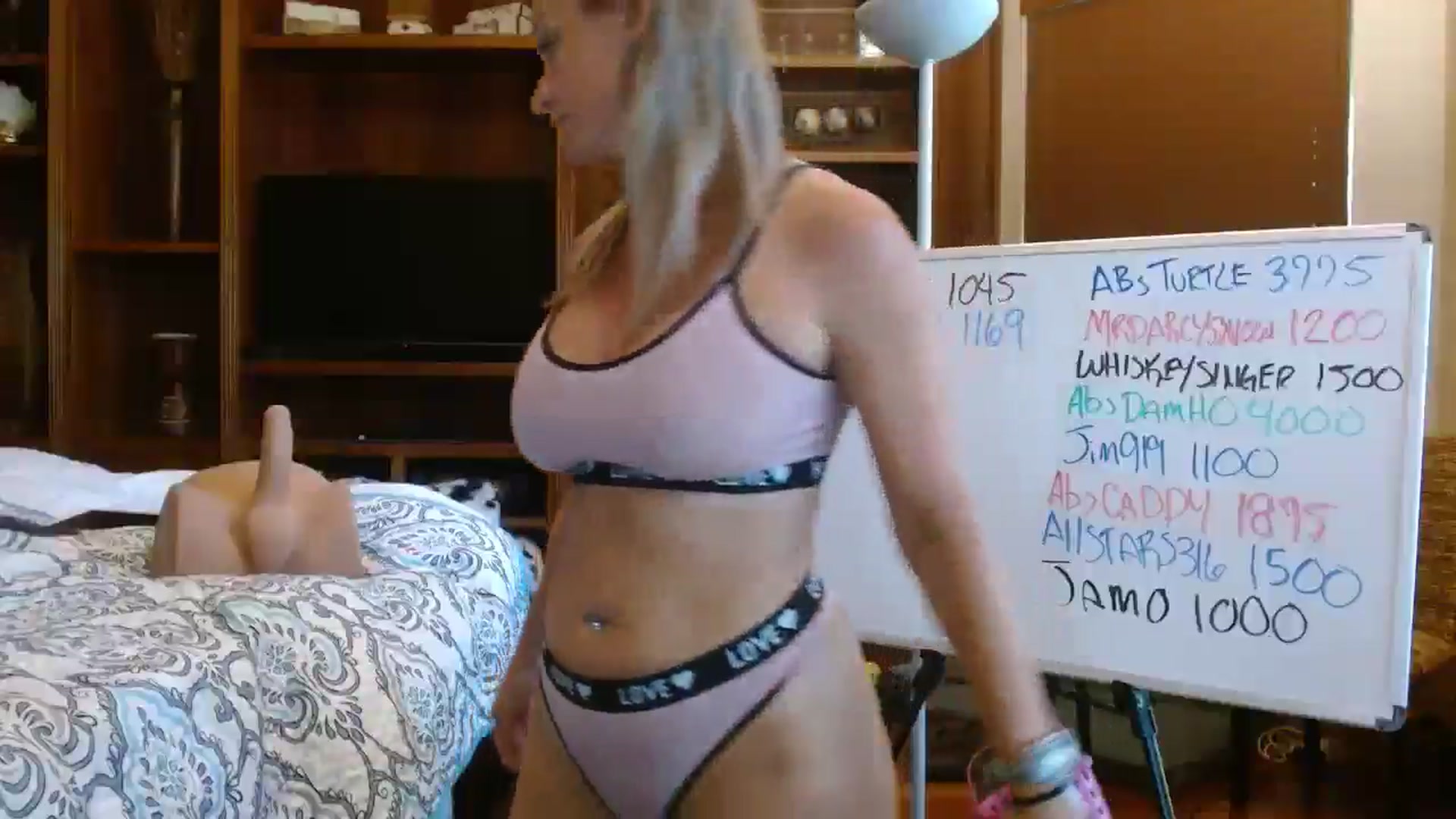 Gallery image thumbnail from Autumn_Blonde's myfreecams stream on, 06/24/2025, 14:40 image 6 of 20