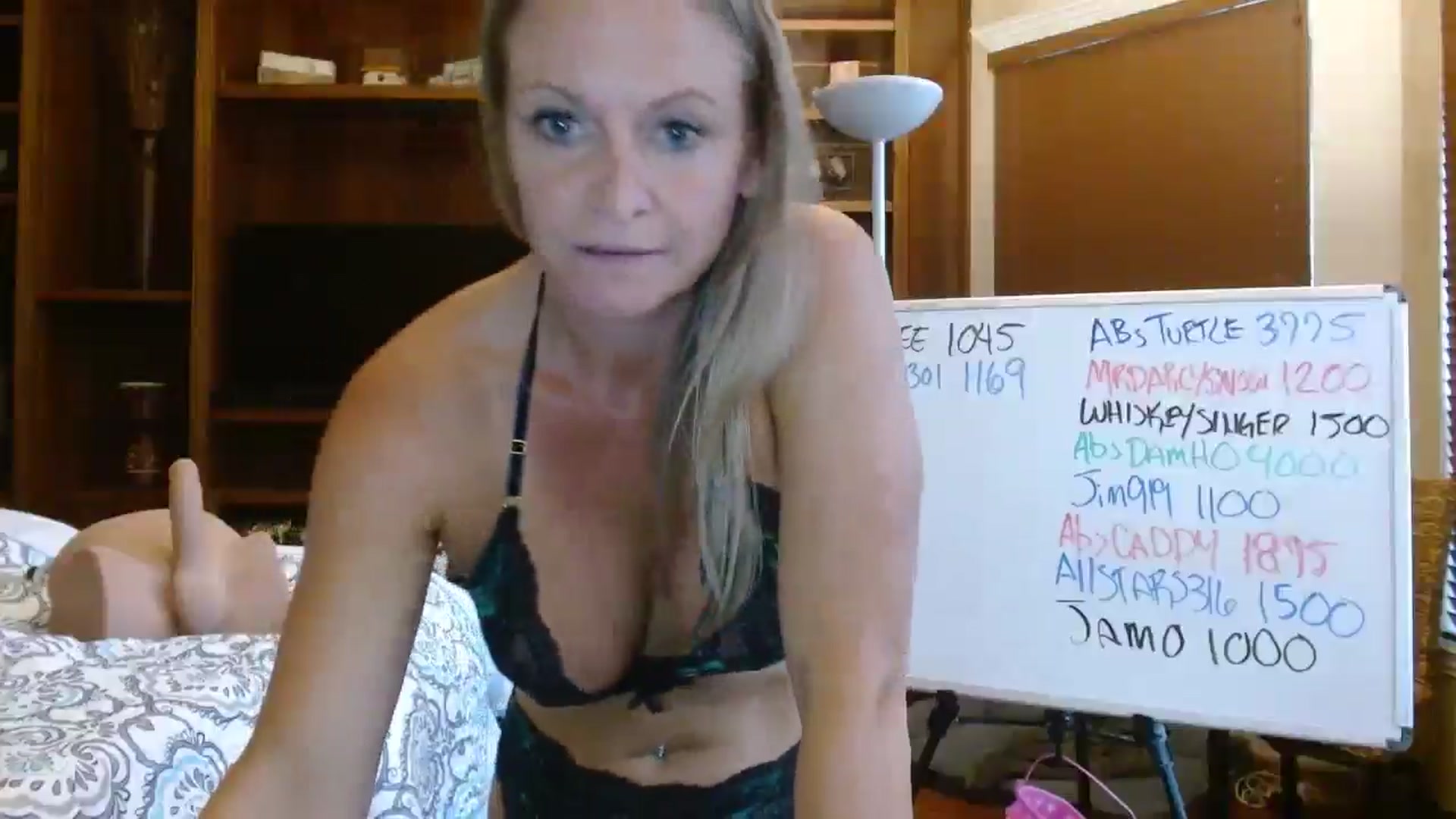 Gallery image thumbnail from Autumn_Blonde's myfreecams stream on, 06/25/2025, 14:46 image 10 of 20