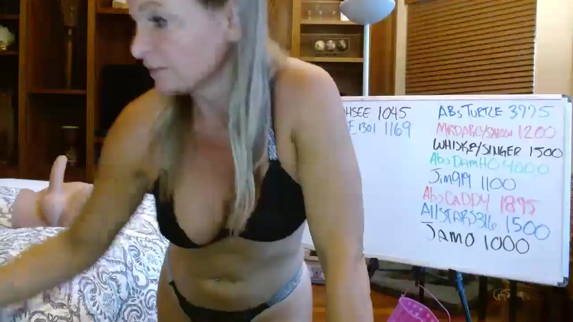 Gallery image thumbnail from Autumn_Blonde's myfreecams stream on, 06/27/2025, 12:27 image 18 of 20
