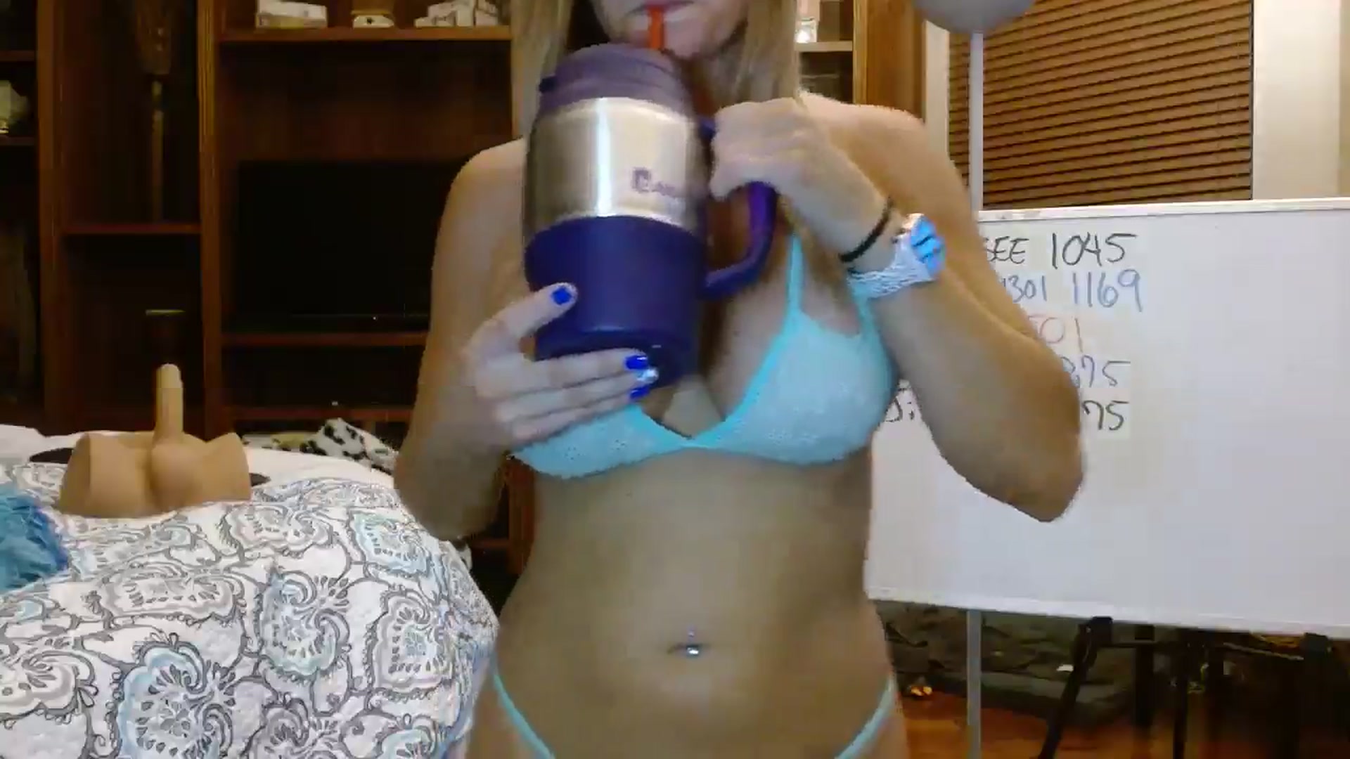 Gallery image thumbnail from Autumn_Blonde's myfreecams stream on, 07/02/2025, 11:40 image 7 of 20