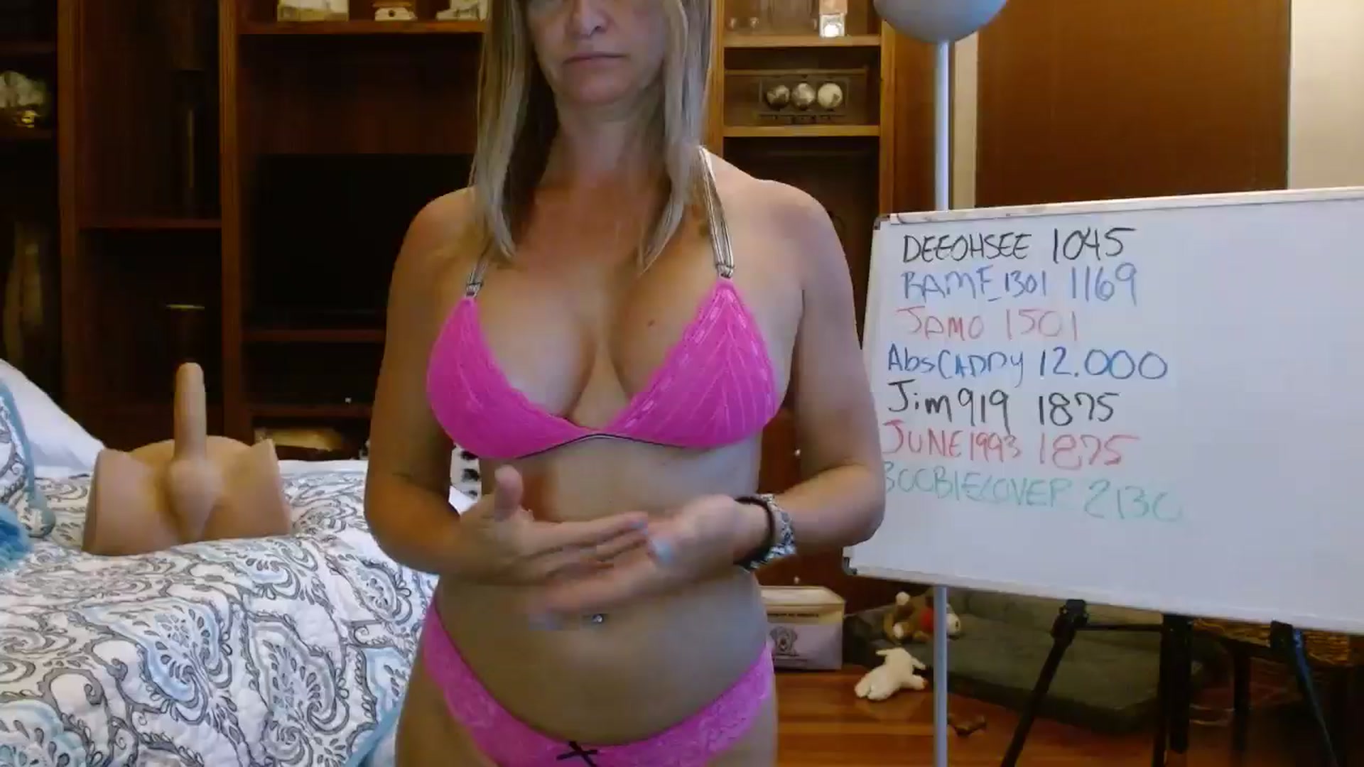 Gallery image thumbnail from Autumn_Blonde's myfreecams stream on, 07/17/2025, 12:33 image 2 of 20