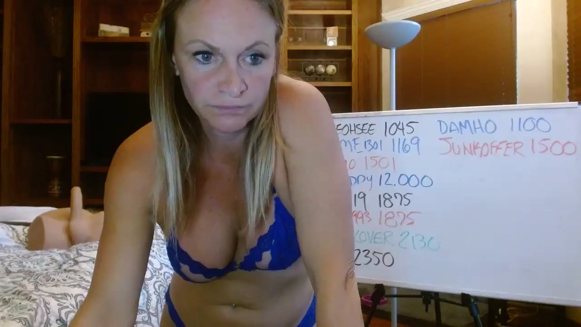 Gallery image thumbnail from Autumn_Blonde's myfreecams stream on, 07/28/2025, 13:00 image 10 of 20