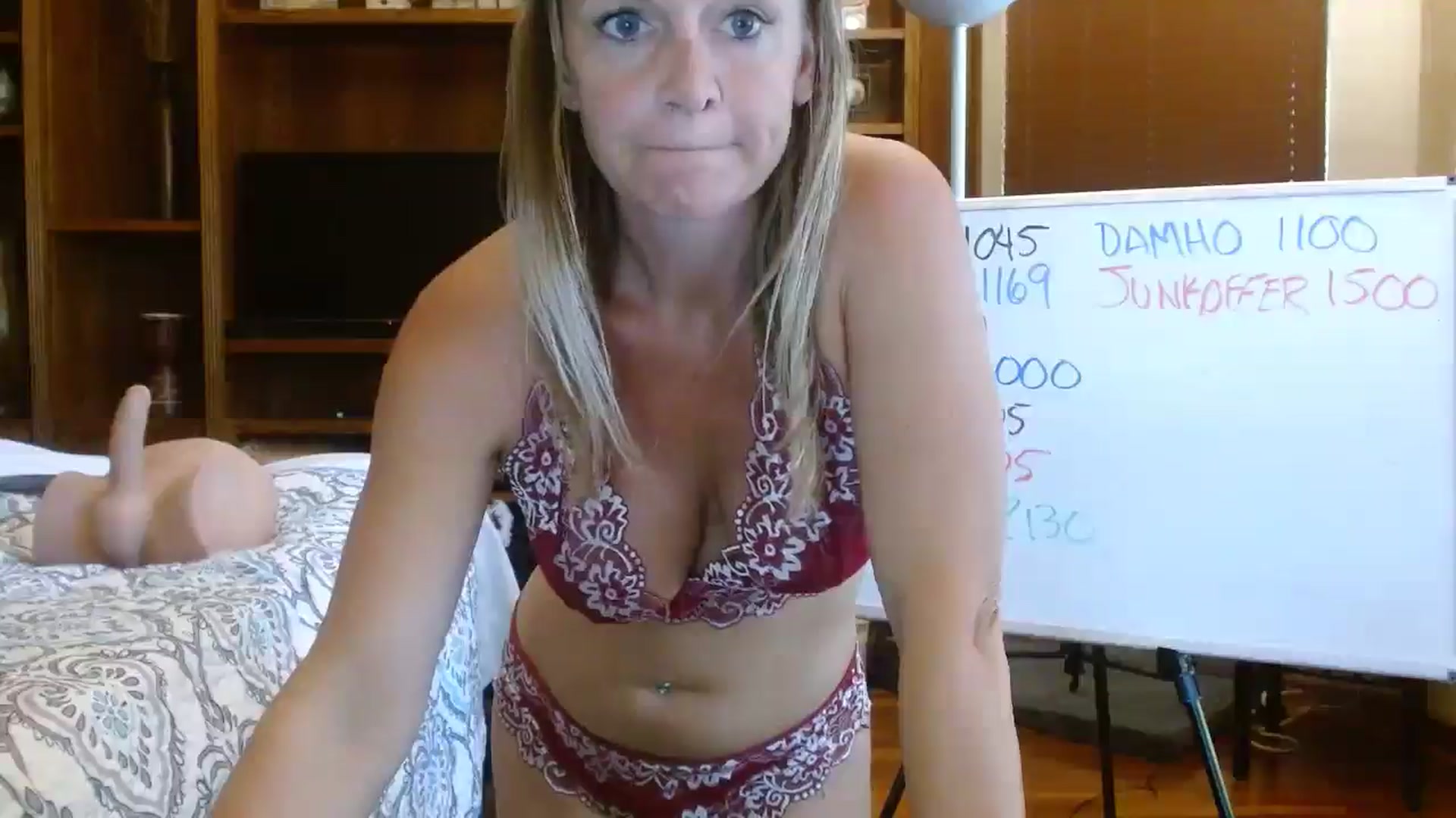 Gallery image thumbnail from Autumn_Blonde's myfreecams stream on, 07/29/2025, 14:47 image 5 of 20