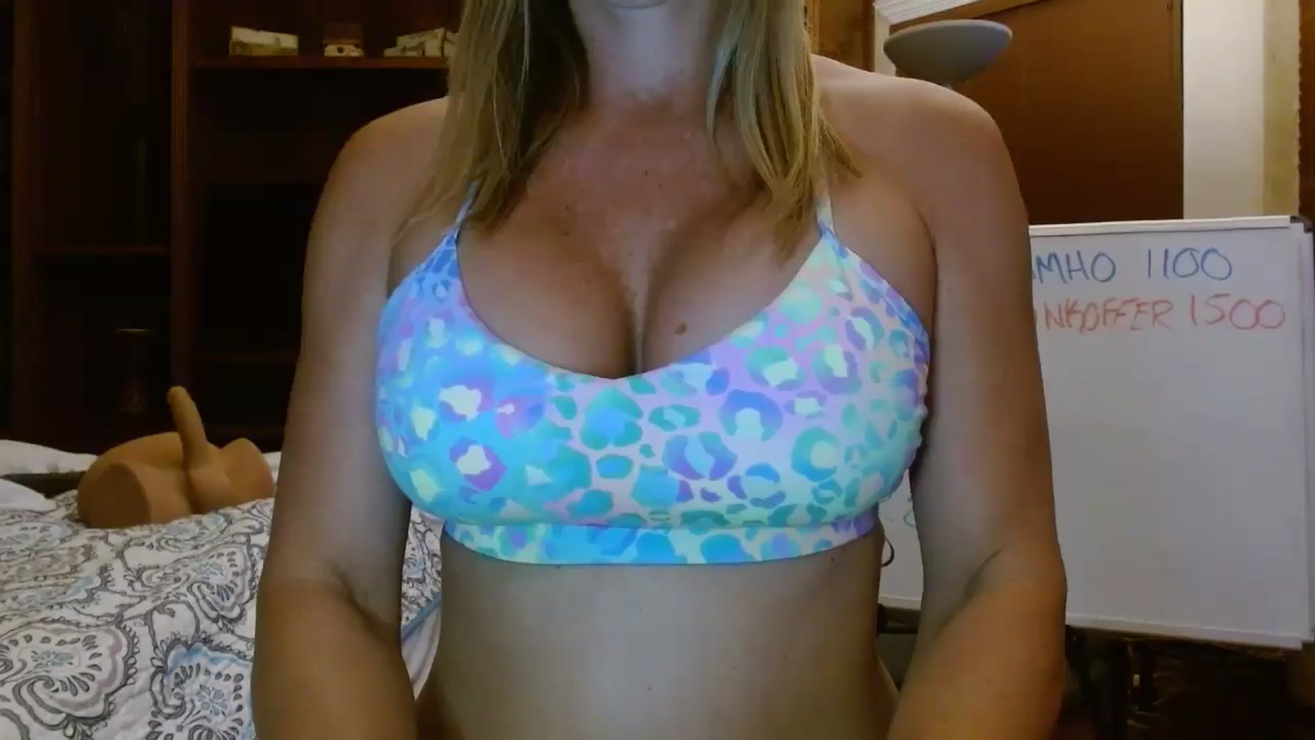 Gallery image thumbnail from Autumn_Blonde's myfreecams stream on, 07/30/2025, 12:00 image 16 of 20