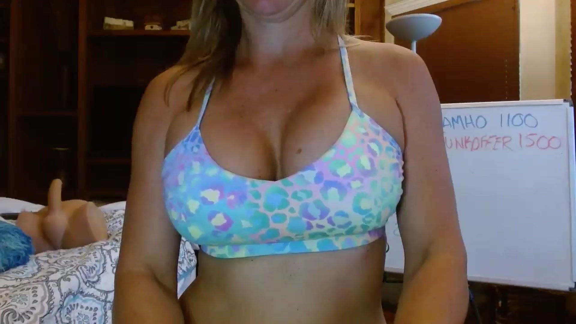 Gallery image thumbnail from Autumn_Blonde's myfreecams stream on, 07/30/2025, 13:06 image 5 of 20