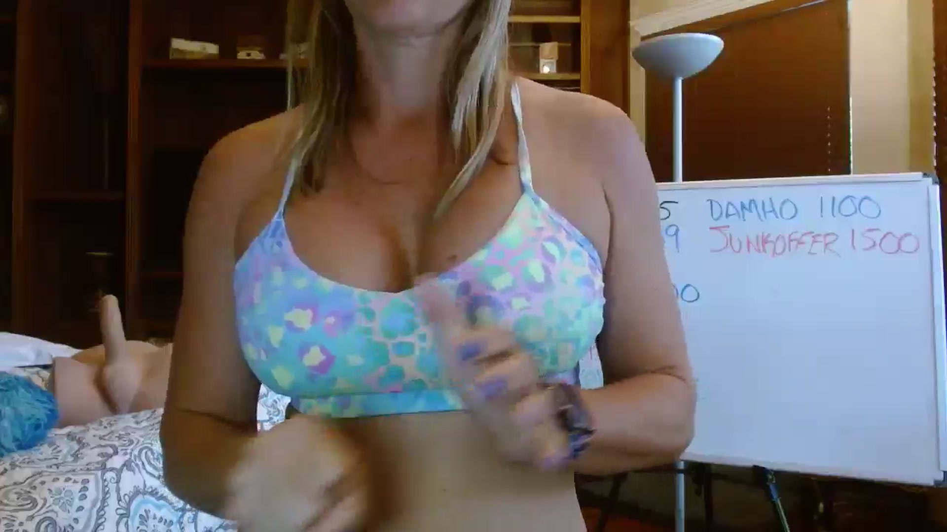Gallery image thumbnail from Autumn_Blonde's myfreecams stream on, 07/30/2025, 14:19 image 12 of 20