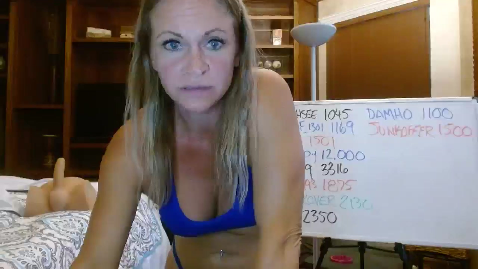 Gallery image thumbnail from Autumn_Blonde's myfreecams stream on, 08/01/2025, 13:45 image 2 of 20