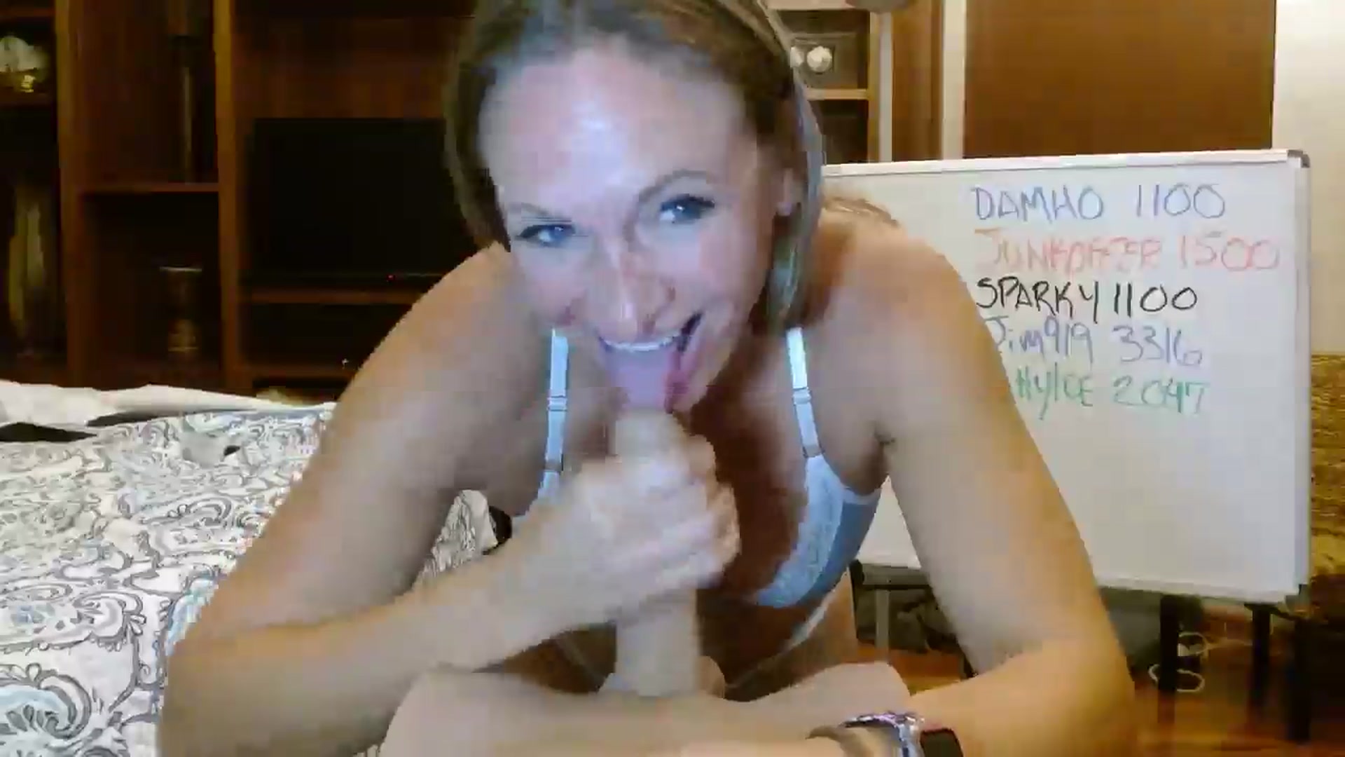 Gallery image thumbnail from Autumn_Blonde's myfreecams stream on, 08/07/2025, 13:07 image 6 of 20